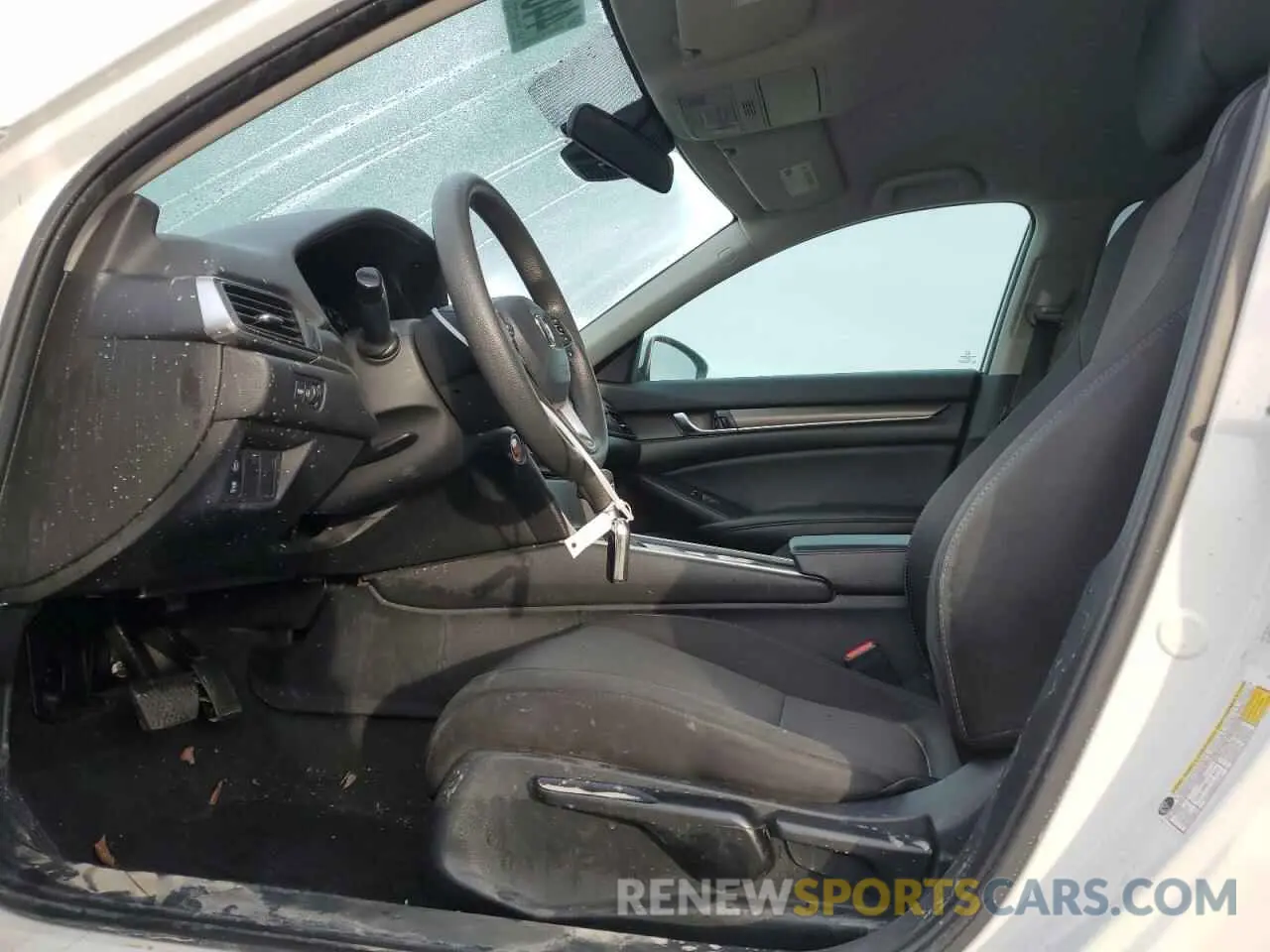 7 Photograph of a damaged car 1HGCV1F13KA046165 HONDA ACCORD 2019