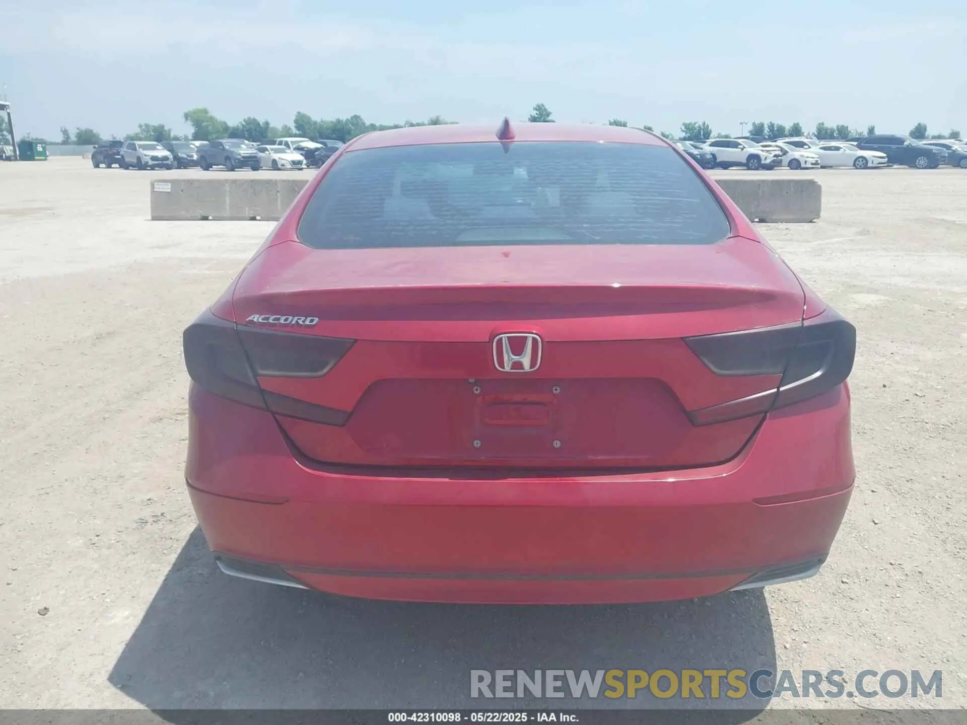 16 Photograph of a damaged car 1HGCV1F13KA071714 HONDA ACCORD 2019