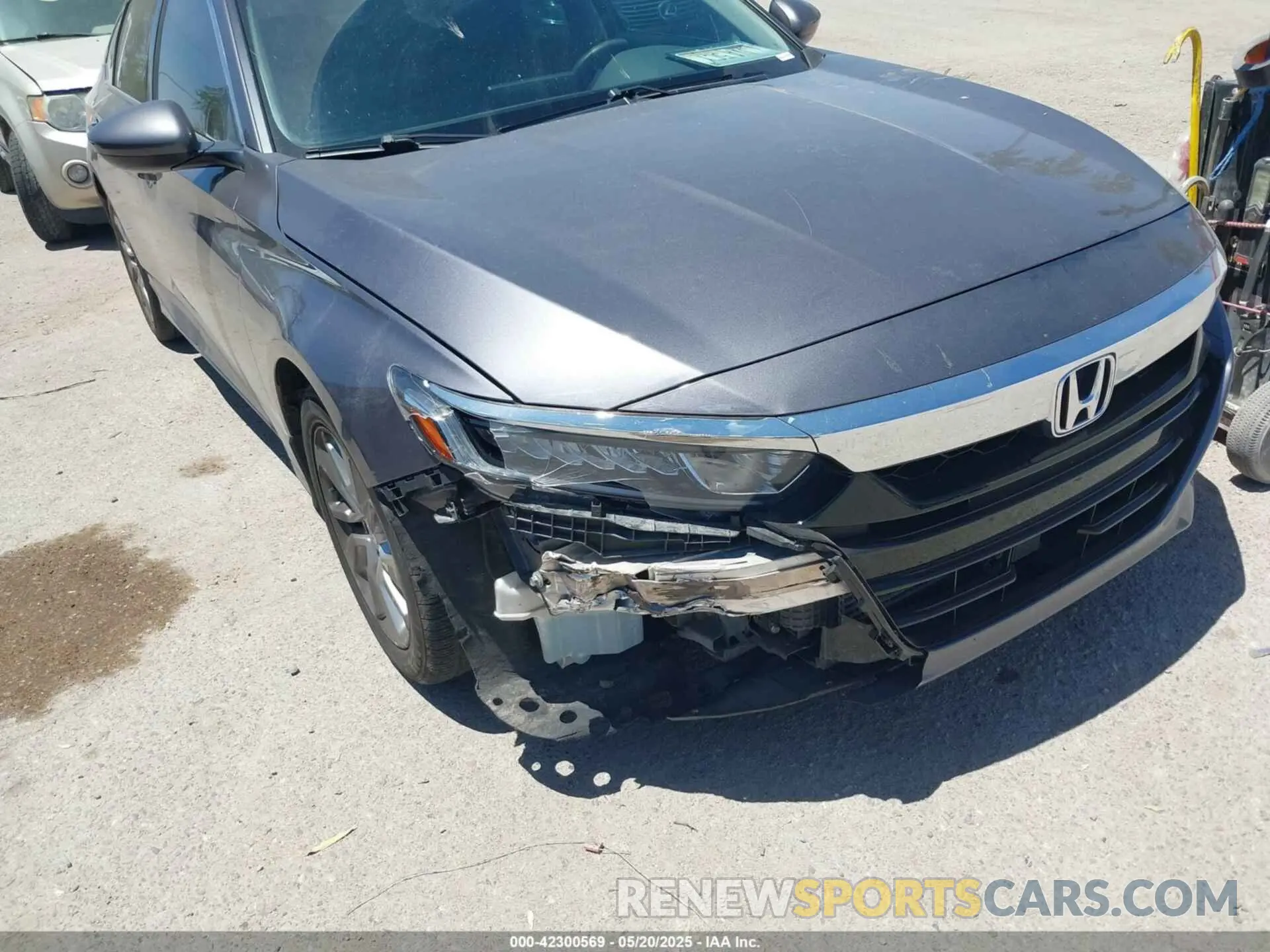 6 Photograph of a damaged car 1HGCV1F13KA105330 HONDA ACCORD 2019