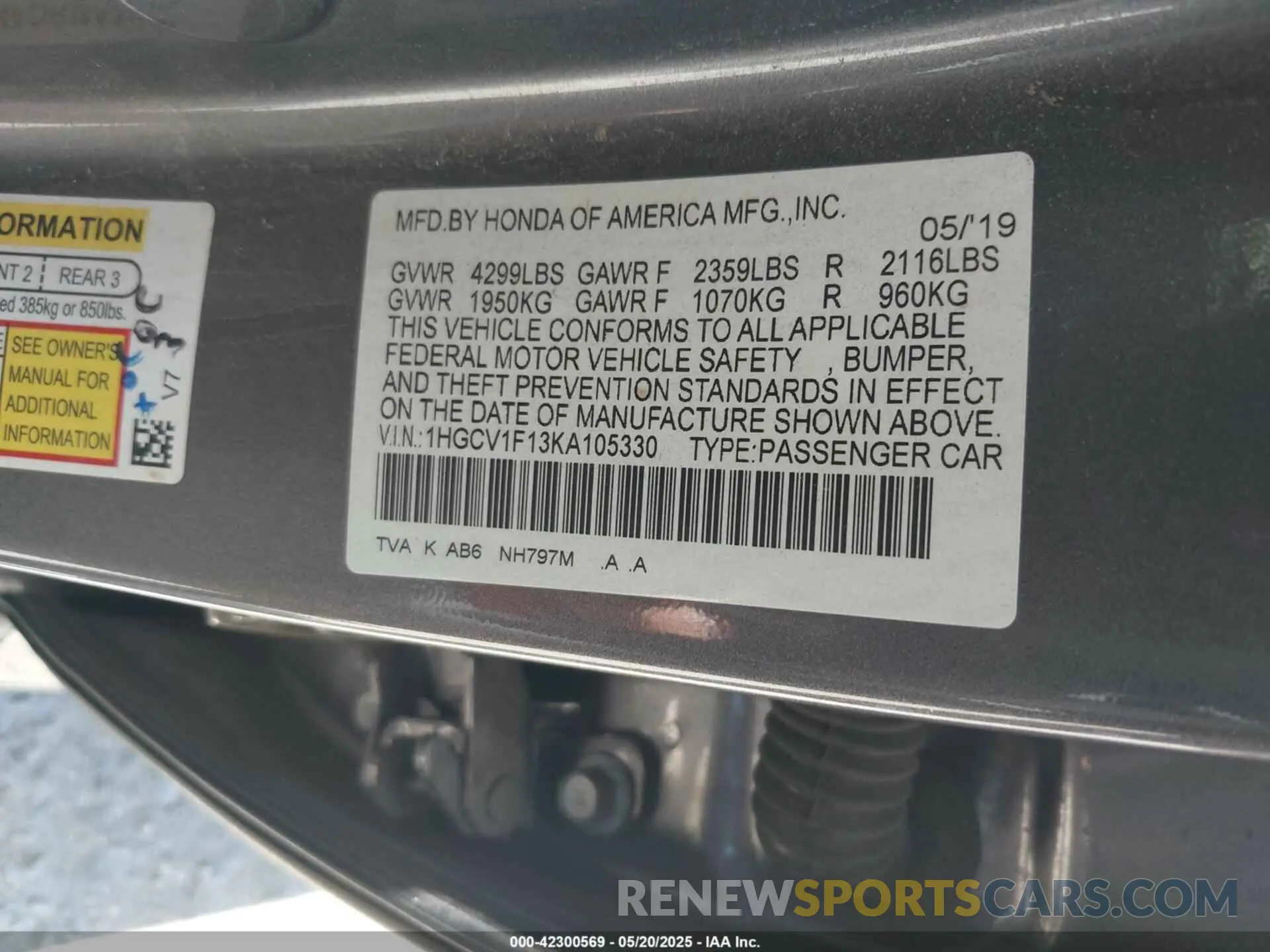 9 Photograph of a damaged car 1HGCV1F13KA105330 HONDA ACCORD 2019