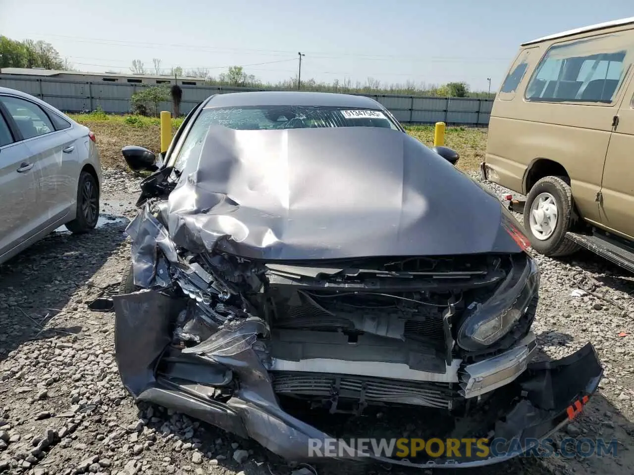 5 Photograph of a damaged car 1HGCV1F13KA107143 HONDA ACCORD 2019