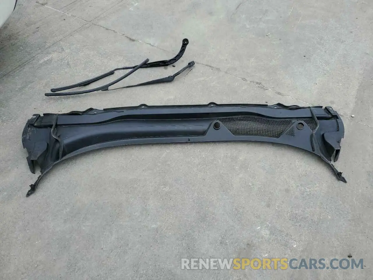 12 Photograph of a damaged car 1HGCV1F14KA030962 HONDA ACCORD 2019