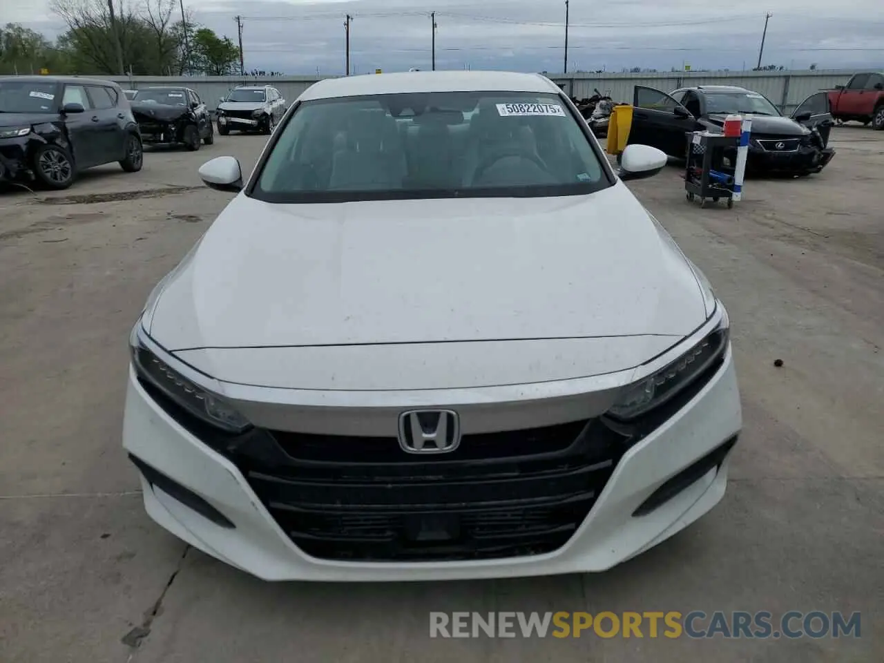 5 Photograph of a damaged car 1HGCV1F14KA030962 HONDA ACCORD 2019