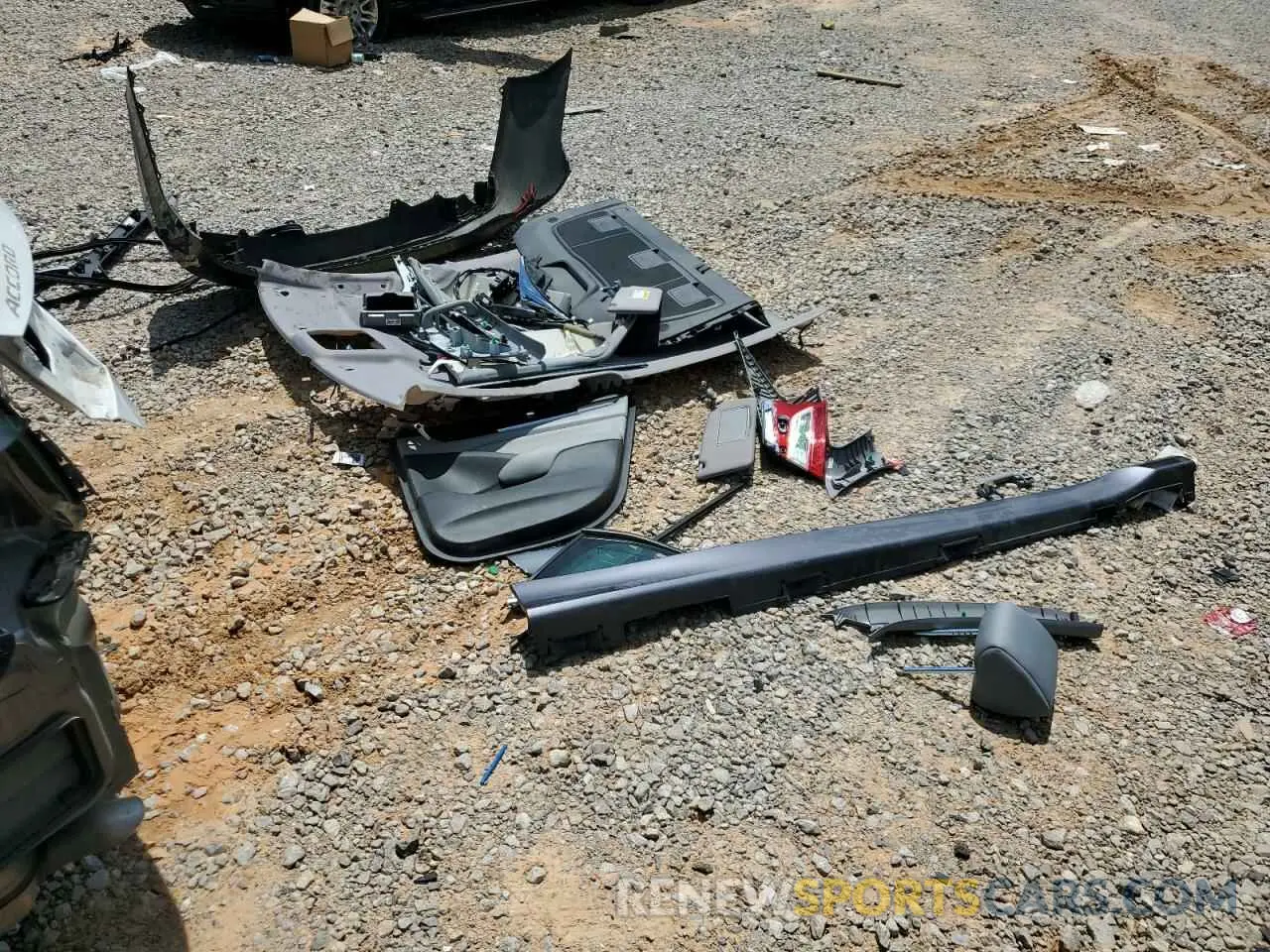 12 Photograph of a damaged car 1HGCV1F14KA065369 HONDA ACCORD 2019