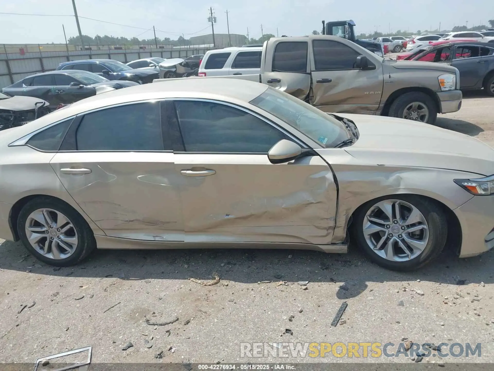 13 Photograph of a damaged car 1HGCV1F14KA082639 HONDA ACCORD 2019