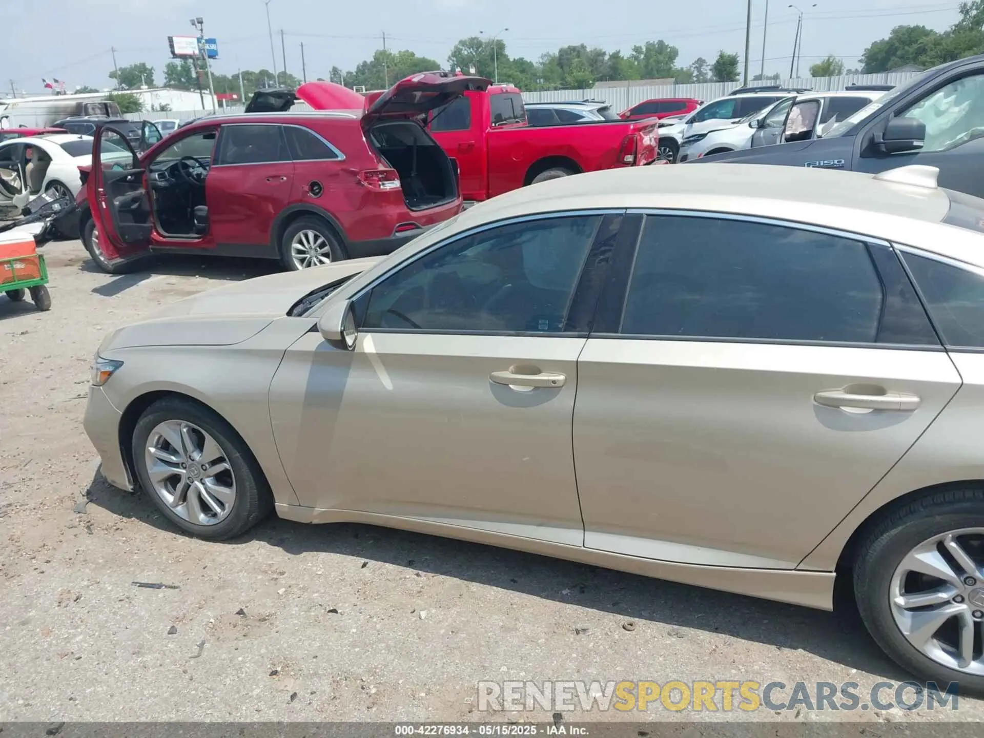 14 Photograph of a damaged car 1HGCV1F14KA082639 HONDA ACCORD 2019