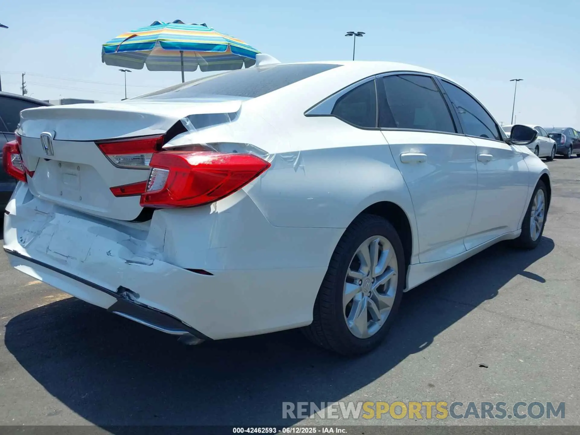 4 Photograph of a damaged car 1HGCV1F14KA116059 HONDA ACCORD 2019