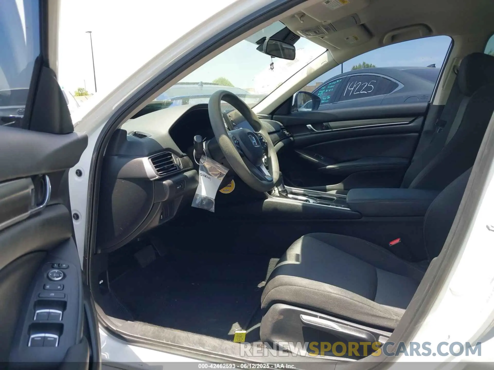 5 Photograph of a damaged car 1HGCV1F14KA116059 HONDA ACCORD 2019