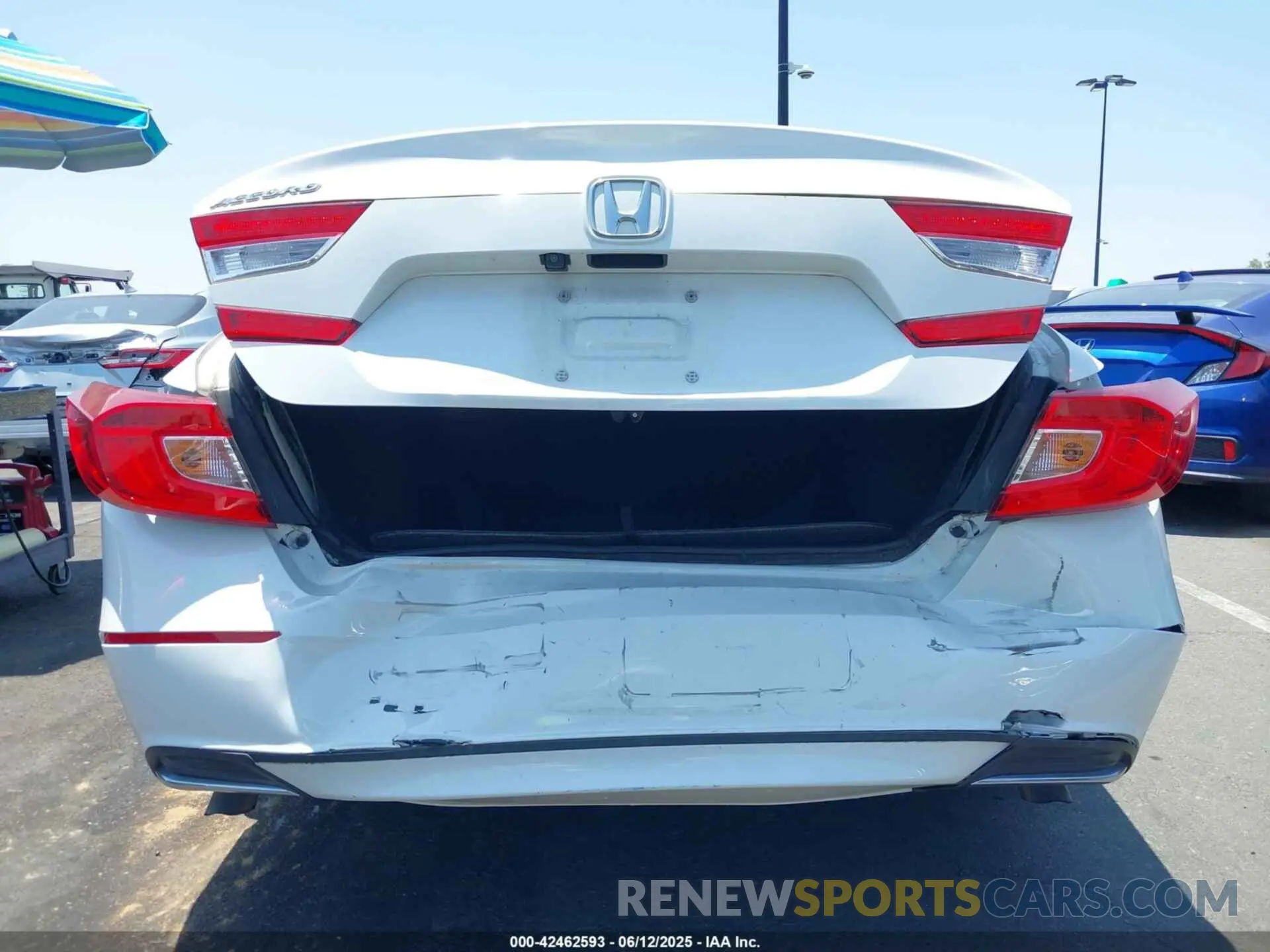 6 Photograph of a damaged car 1HGCV1F14KA116059 HONDA ACCORD 2019