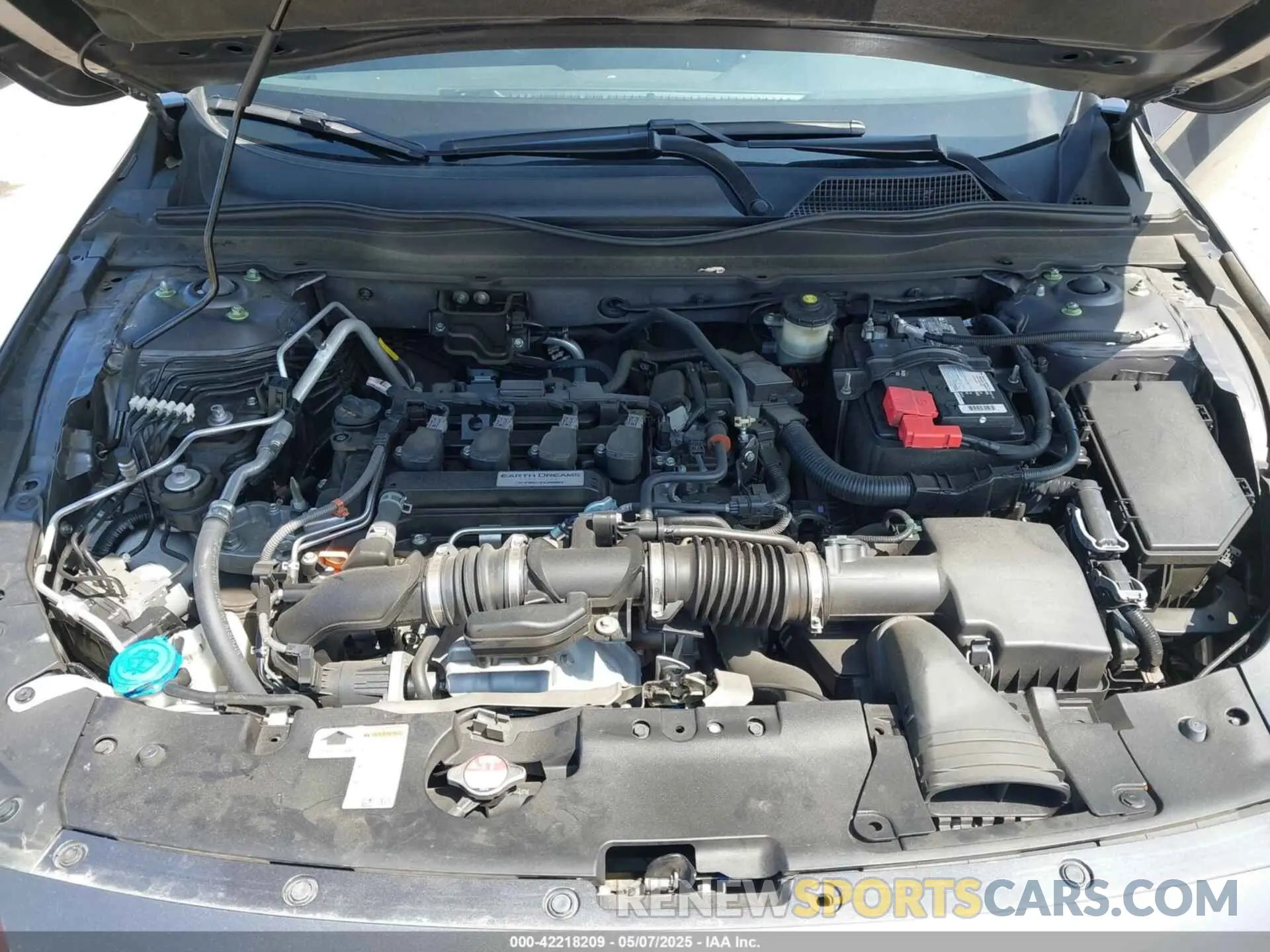10 Photograph of a damaged car 1HGCV1F14KA120824 HONDA ACCORD 2019
