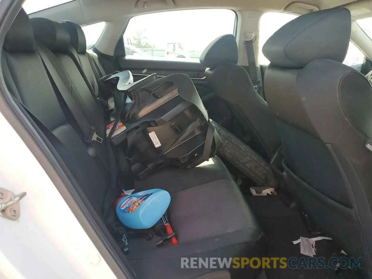 10 Photograph of a damaged car 1HGCV1F14KA135016 HONDA ACCORD 2019