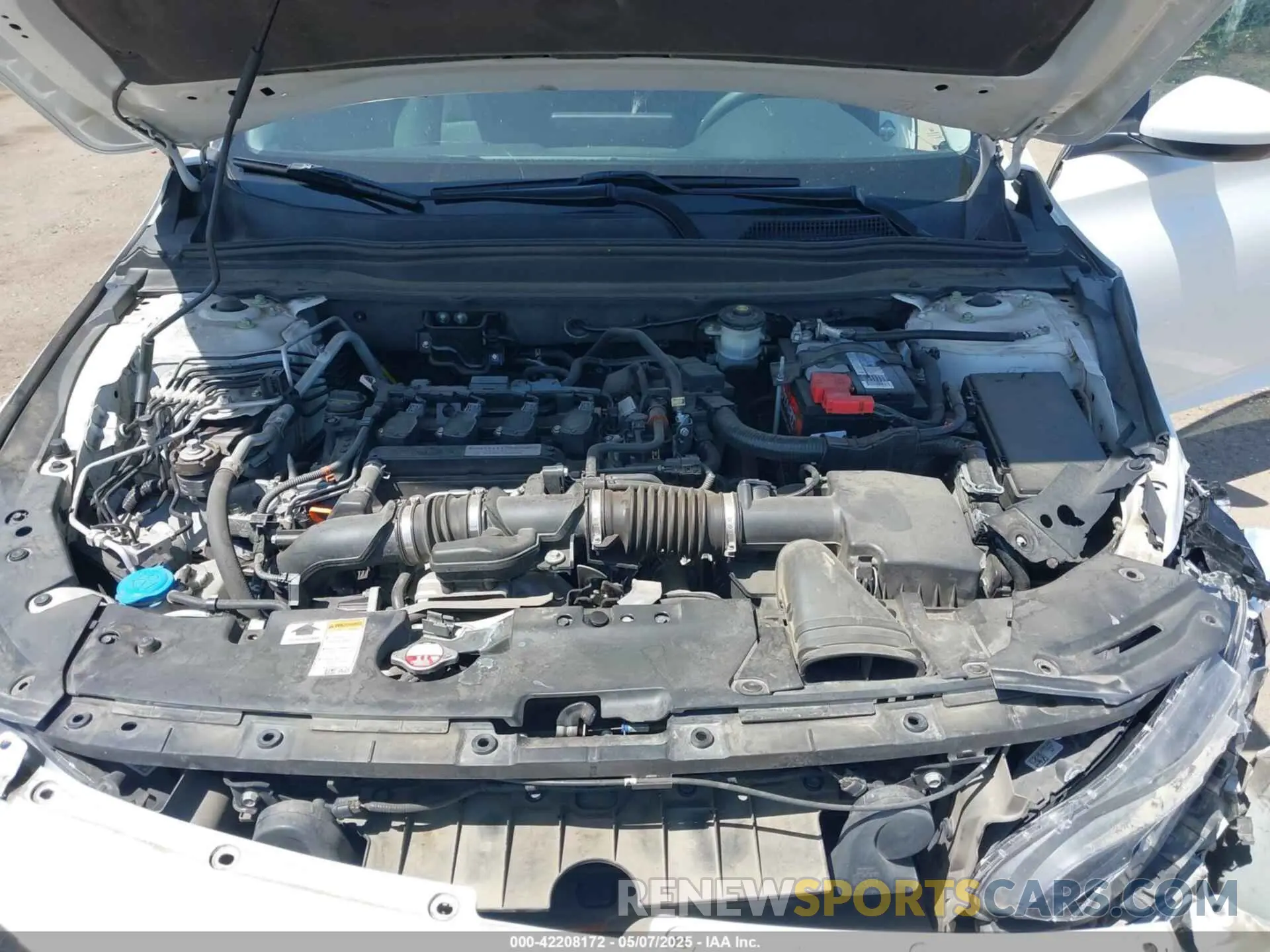 10 Photograph of a damaged car 1HGCV1F15KA010333 HONDA ACCORD 2019
