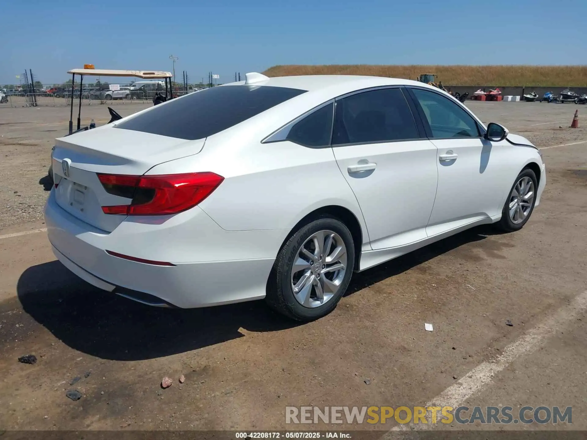 4 Photograph of a damaged car 1HGCV1F15KA010333 HONDA ACCORD 2019