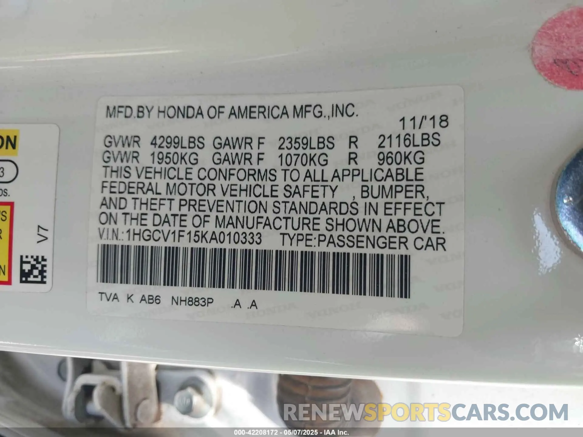 9 Photograph of a damaged car 1HGCV1F15KA010333 HONDA ACCORD 2019