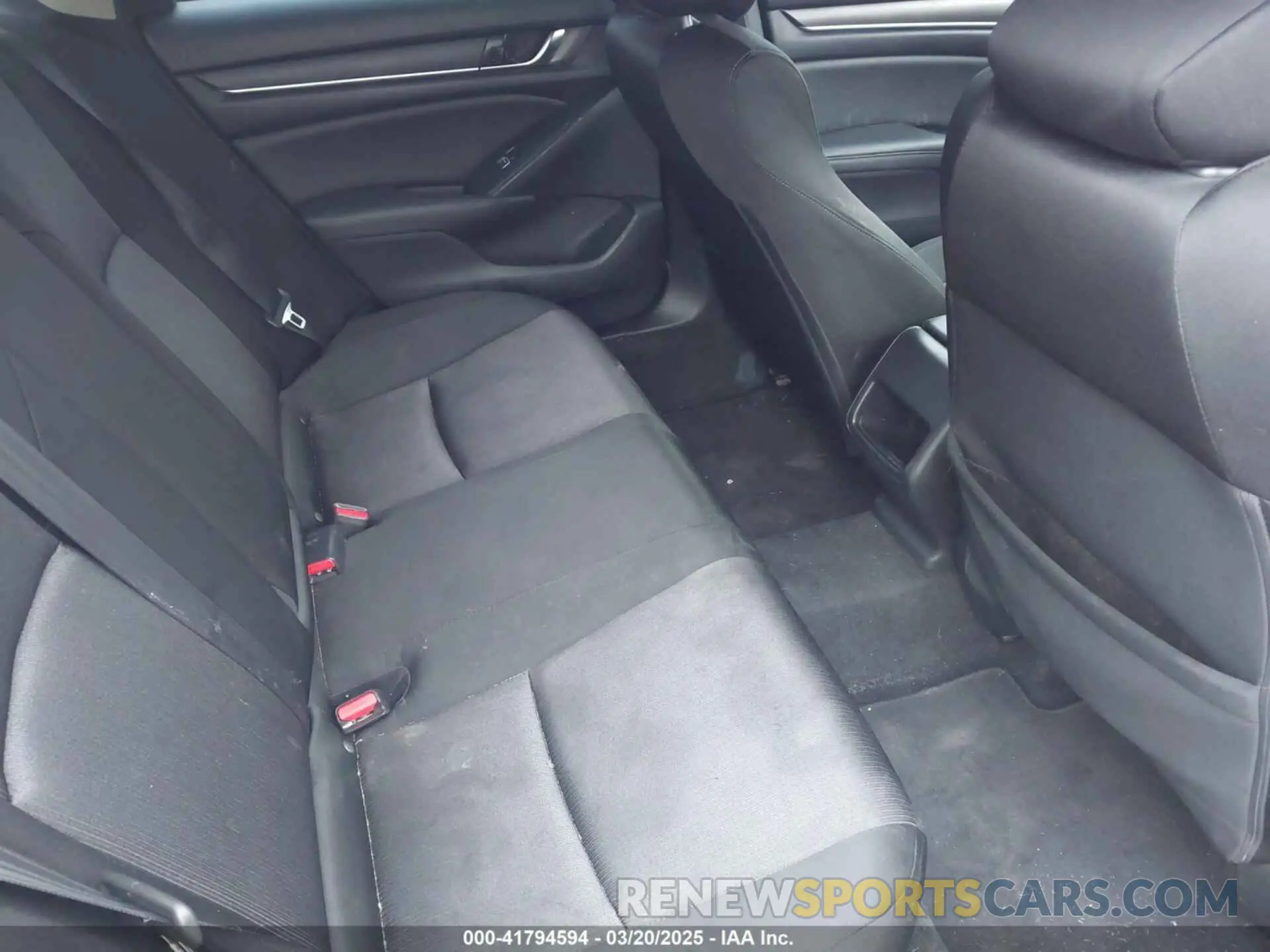 8 Photograph of a damaged car 1HGCV1F15KA087185 HONDA ACCORD 2019