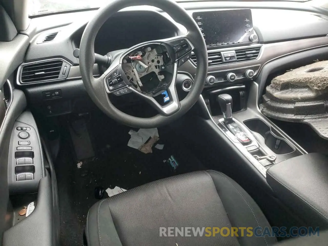 8 Photograph of a damaged car 1HGCV1F15KA122078 HONDA ACCORD 2019