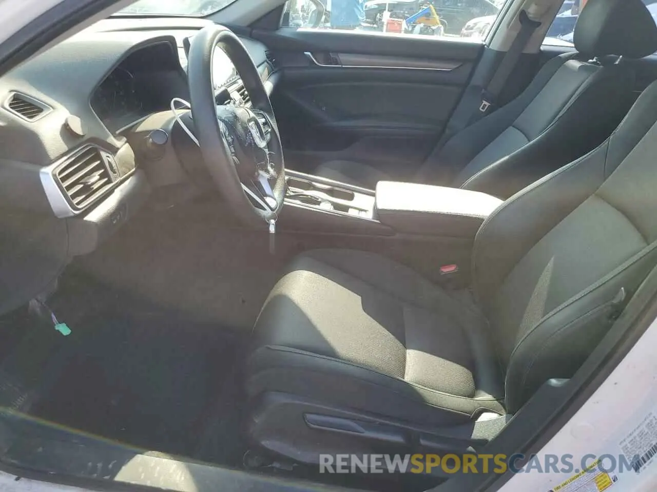 7 Photograph of a damaged car 1HGCV1F15KA125868 HONDA ACCORD 2019