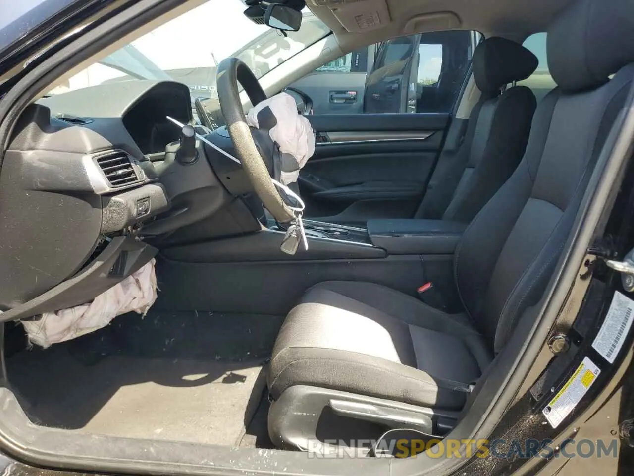 7 Photograph of a damaged car 1HGCV1F15KA136319 HONDA ACCORD 2019