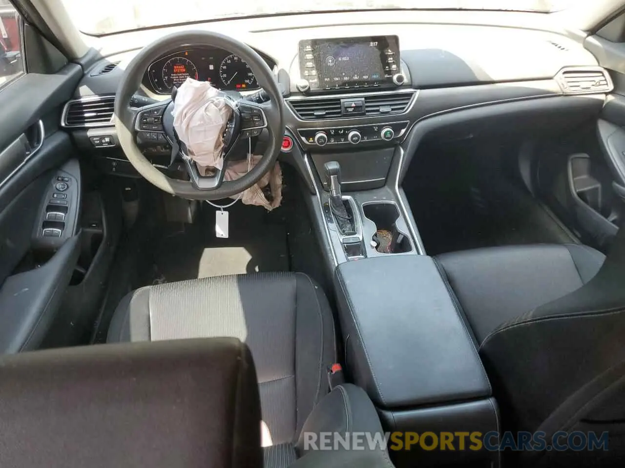 8 Photograph of a damaged car 1HGCV1F15KA136319 HONDA ACCORD 2019