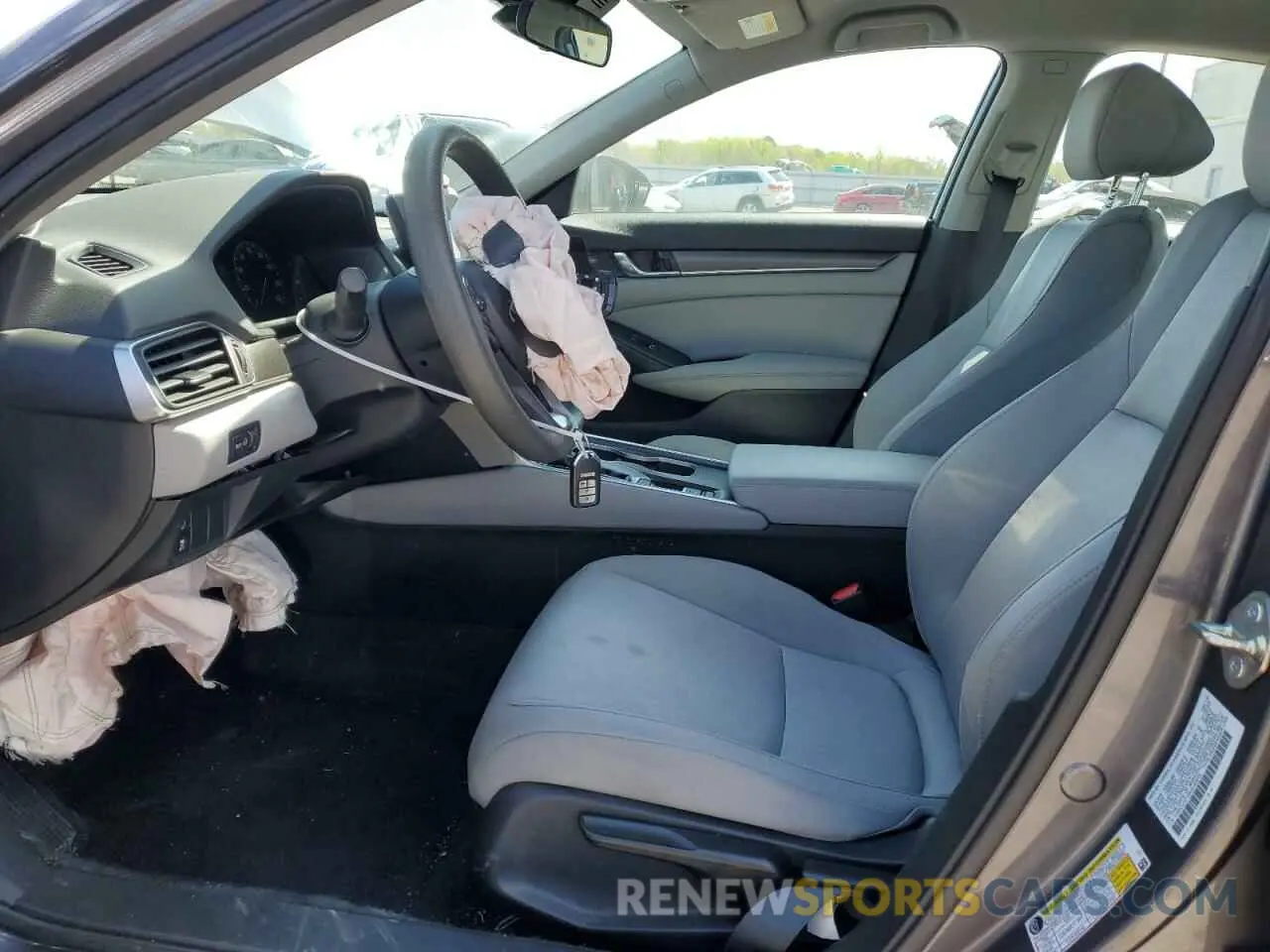 7 Photograph of a damaged car 1HGCV1F15KA152519 HONDA ACCORD 2019
