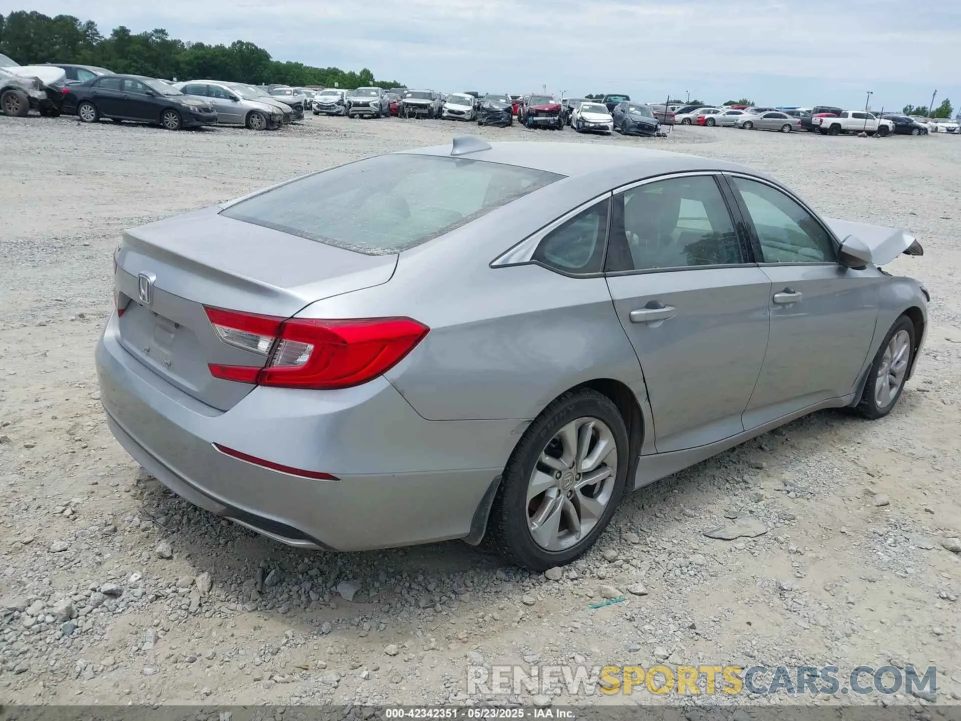 4 Photograph of a damaged car 1HGCV1F16KA008722 HONDA ACCORD 2019
