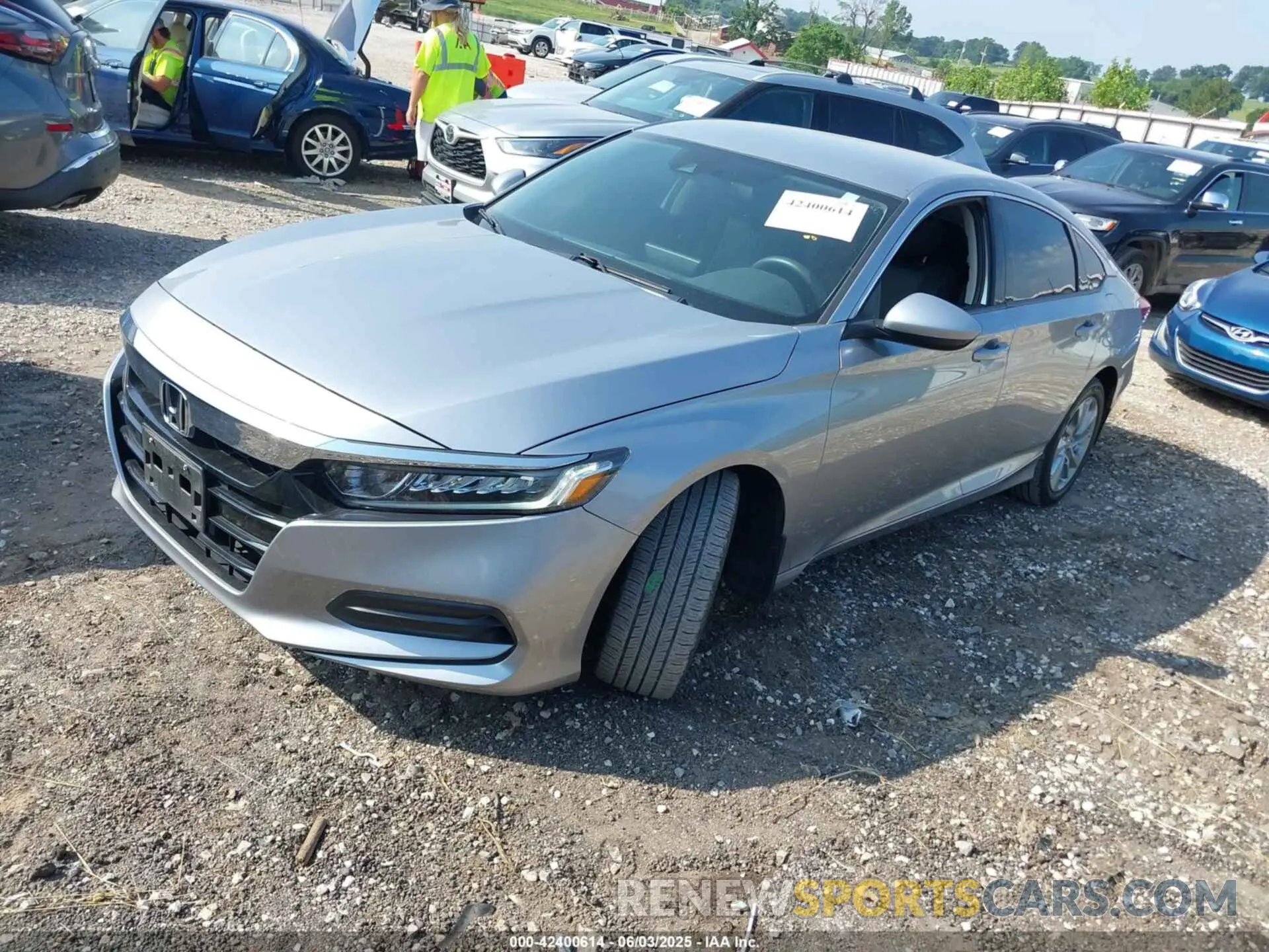 6 Photograph of a damaged car 1HGCV1F16KA011569 HONDA ACCORD 2019
