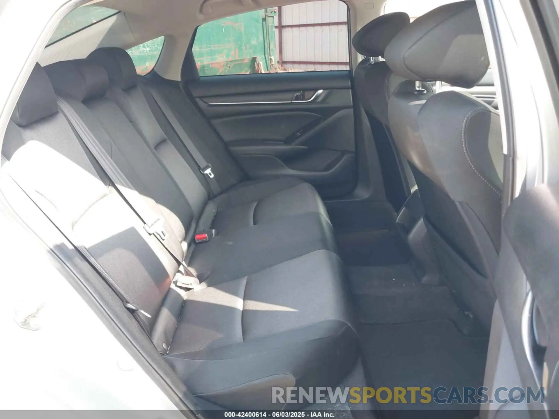 8 Photograph of a damaged car 1HGCV1F16KA011569 HONDA ACCORD 2019