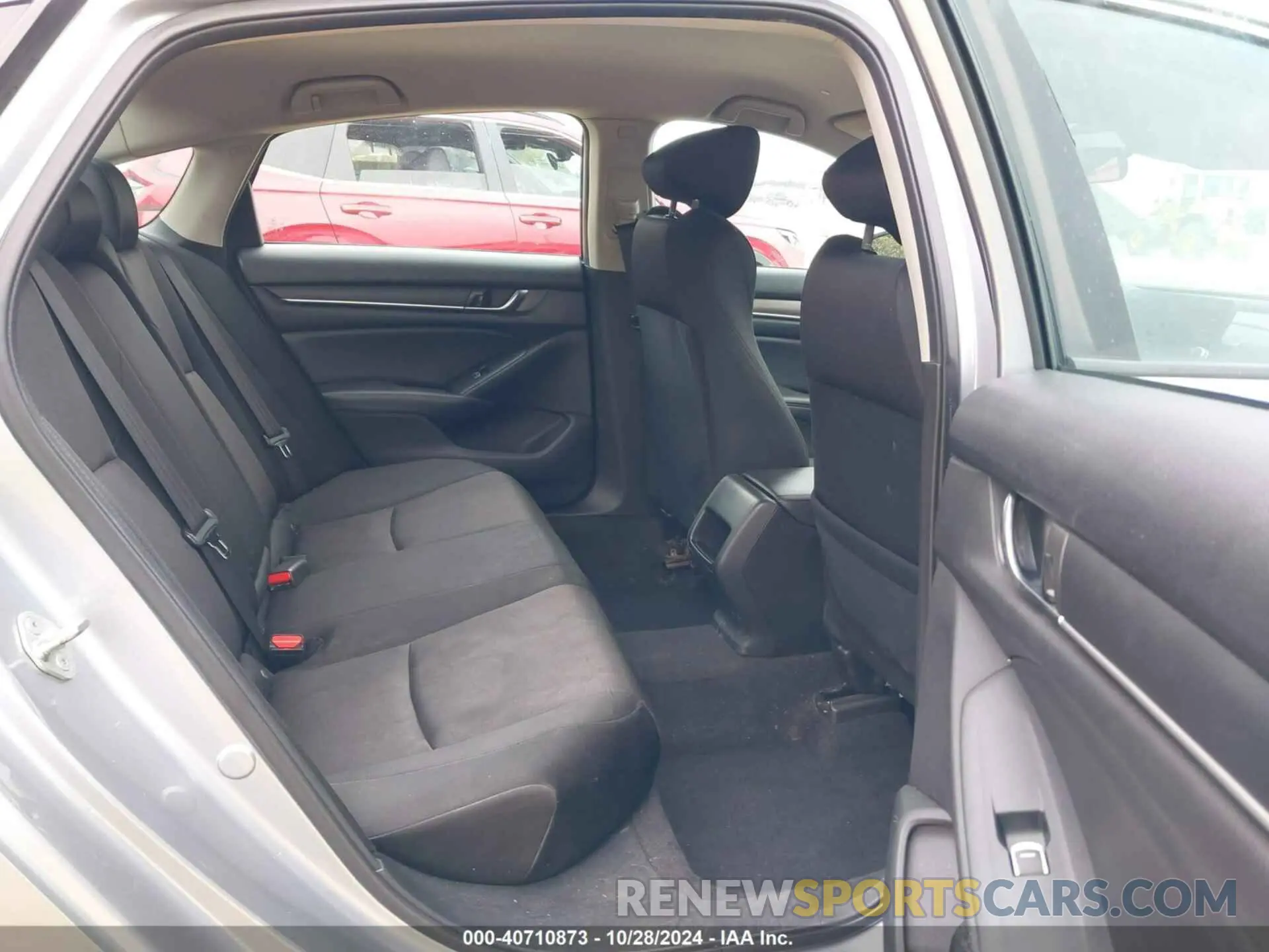 8 Photograph of a damaged car 1HGCV1F16KA061226 HONDA ACCORD 2019