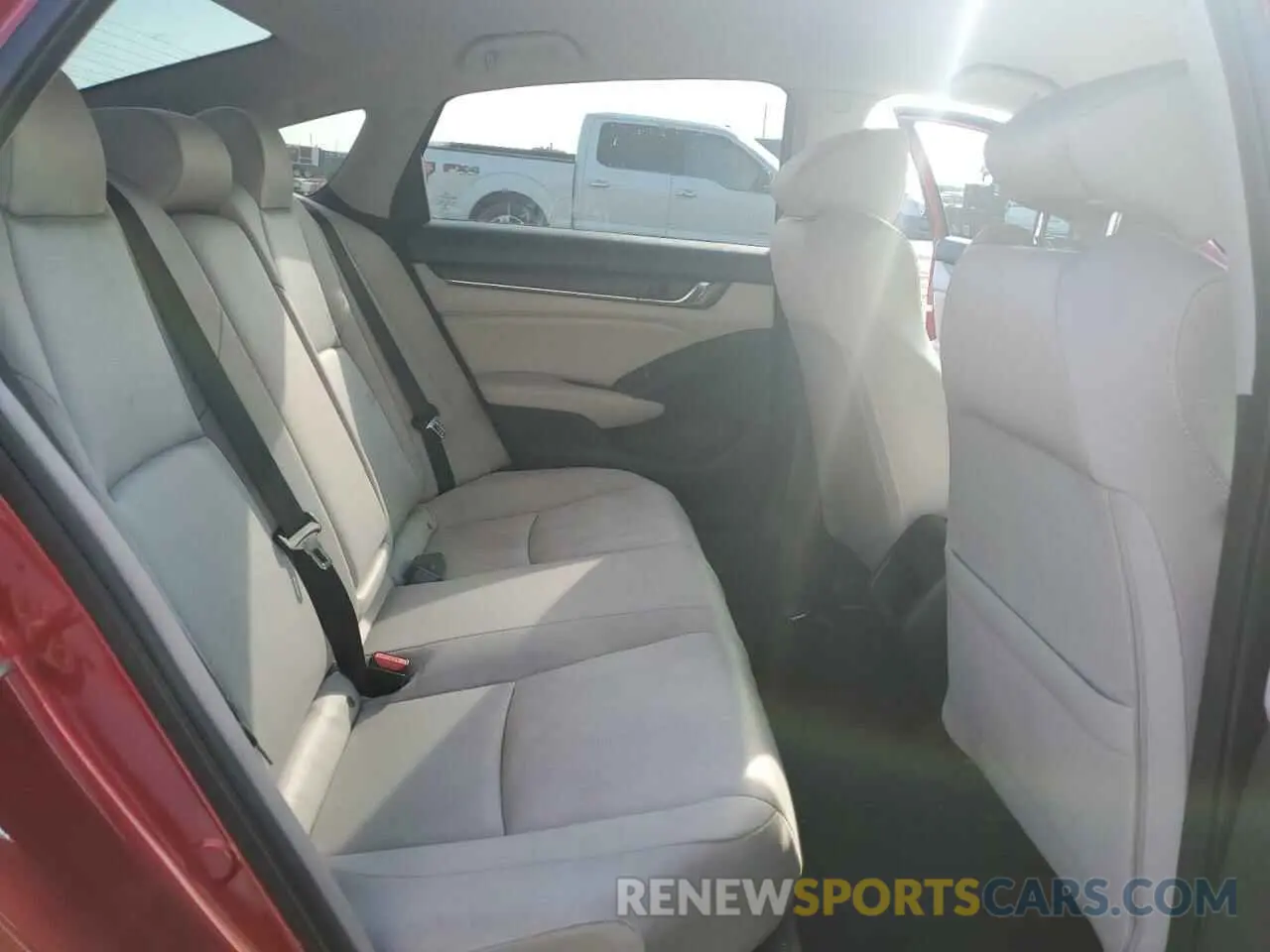 10 Photograph of a damaged car 1HGCV1F16KA096445 HONDA ACCORD 2019