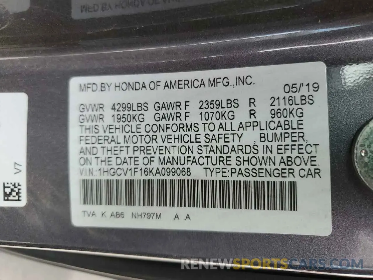 12 Photograph of a damaged car 1HGCV1F16KA099068 HONDA ACCORD 2019
