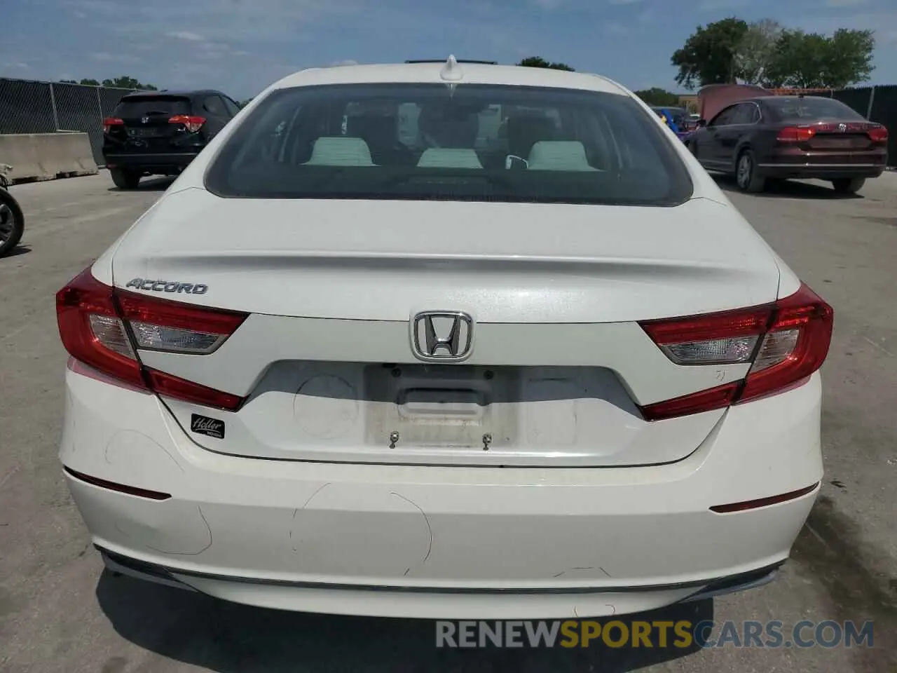 6 Photograph of a damaged car 1HGCV1F16KA108531 HONDA ACCORD 2019