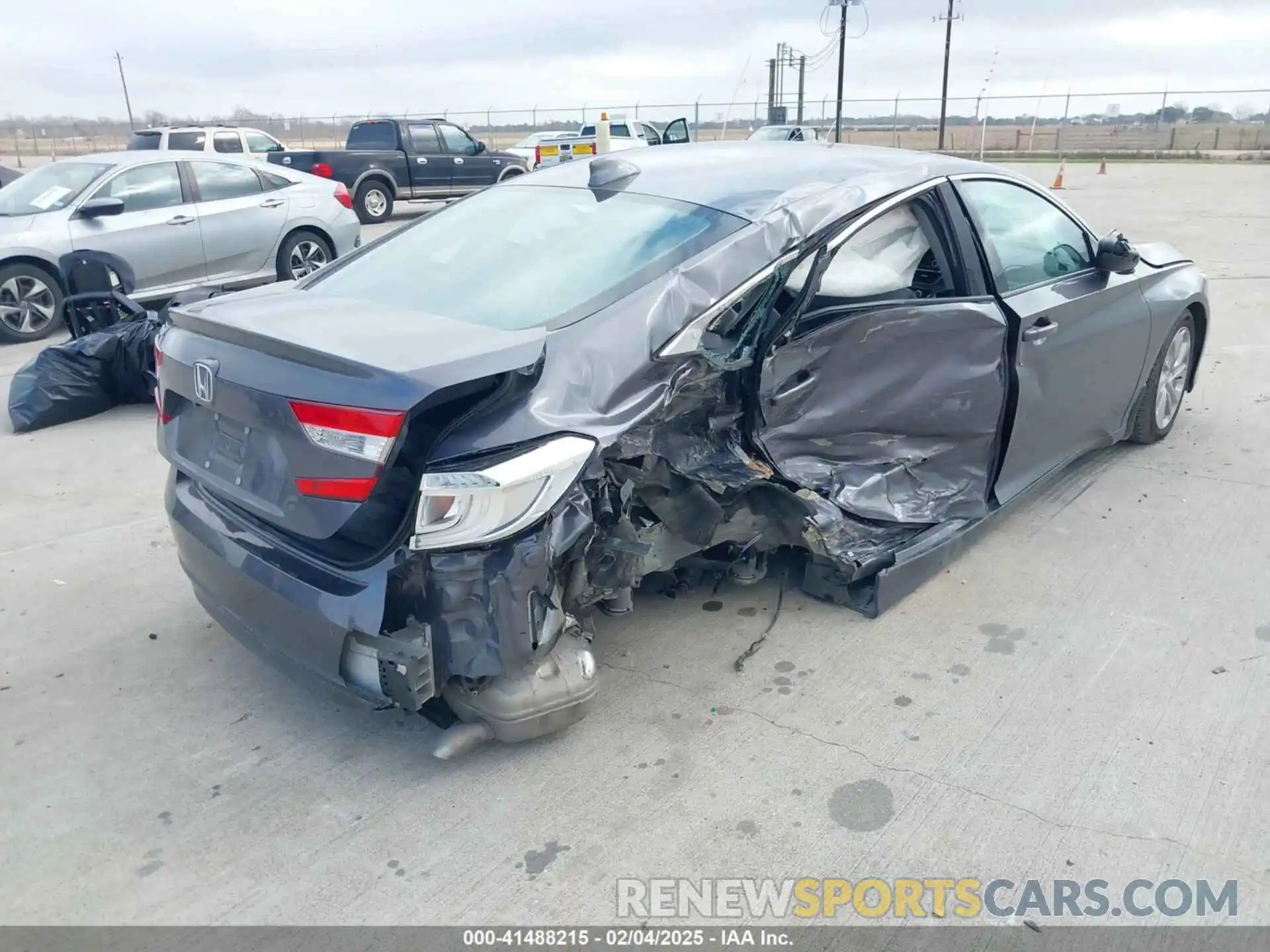 6 Photograph of a damaged car 1HGCV1F16KA125300 HONDA ACCORD 2019