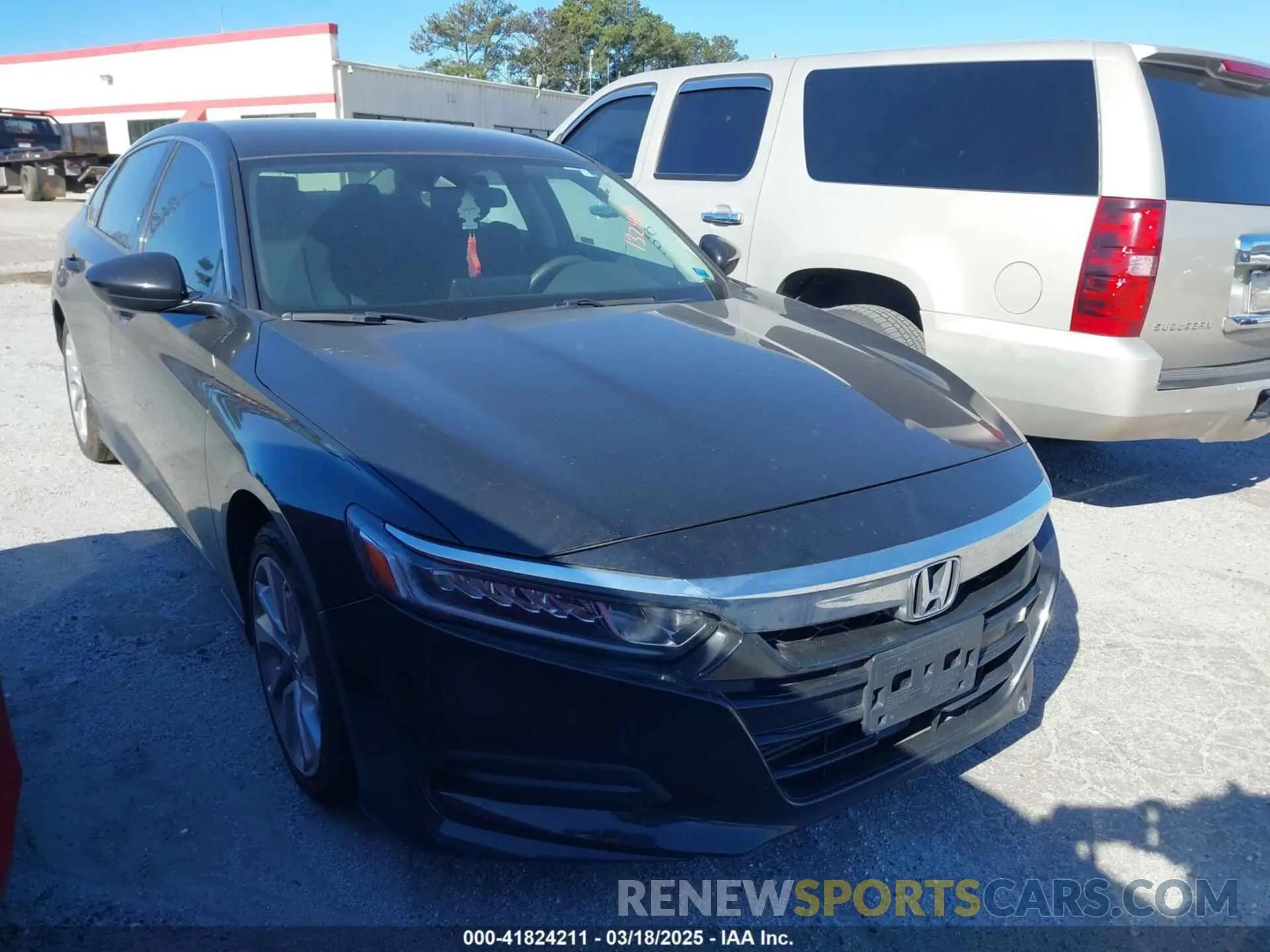 1 Photograph of a damaged car 1HGCV1F16KA132408 HONDA ACCORD 2019