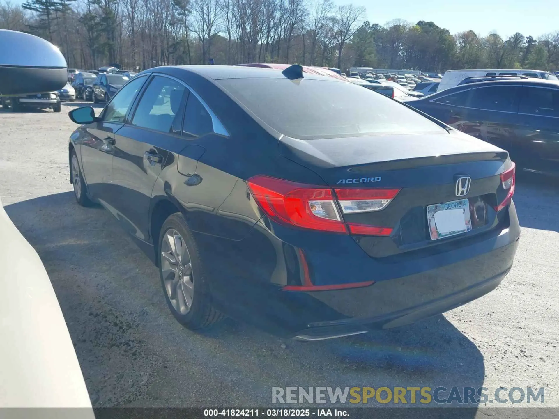 3 Photograph of a damaged car 1HGCV1F16KA132408 HONDA ACCORD 2019