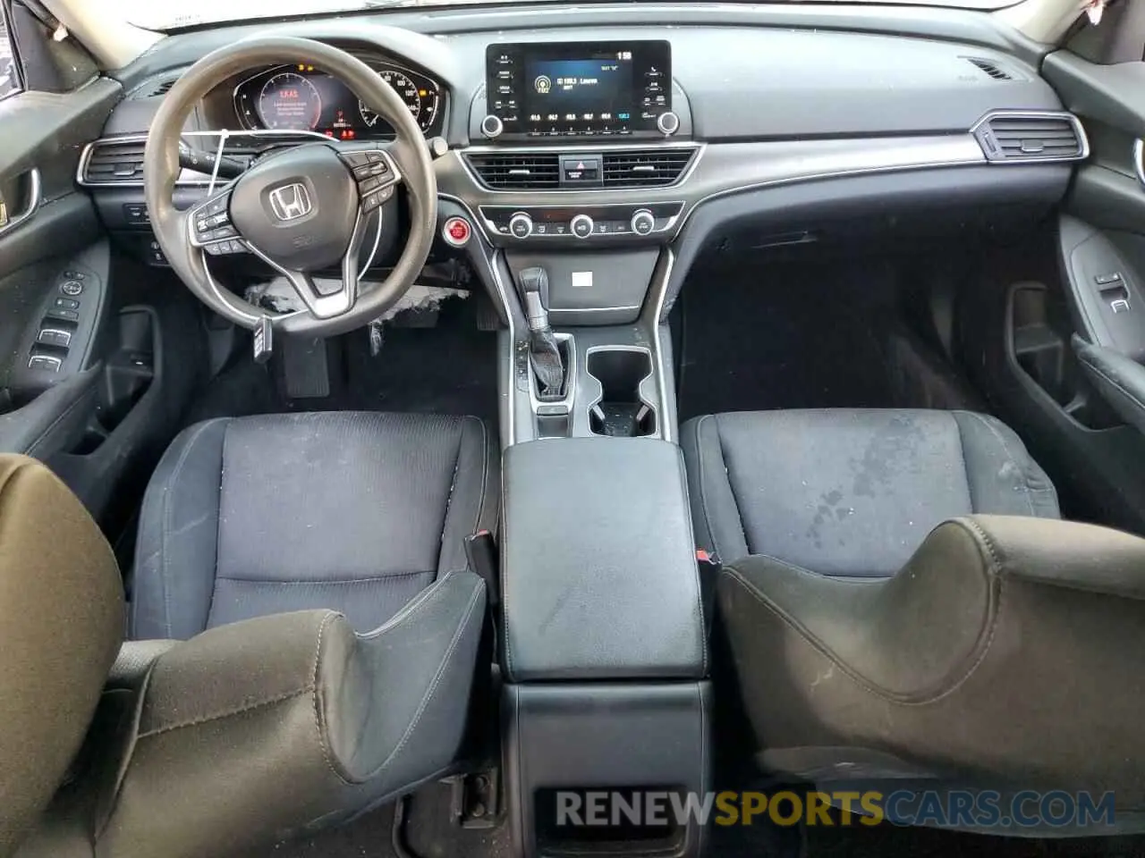 8 Photograph of a damaged car 1HGCV1F16KA137639 HONDA ACCORD 2019