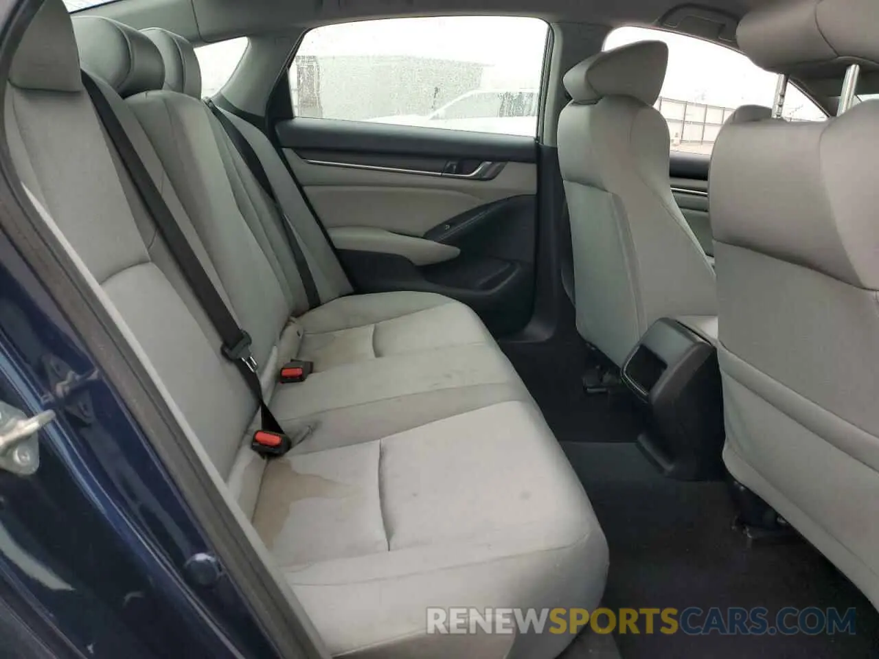 10 Photograph of a damaged car 1HGCV1F16KA146275 HONDA ACCORD 2019