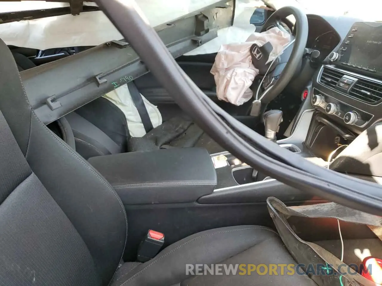 7 Photograph of a damaged car 1HGCV1F16KA158488 HONDA ACCORD 2019