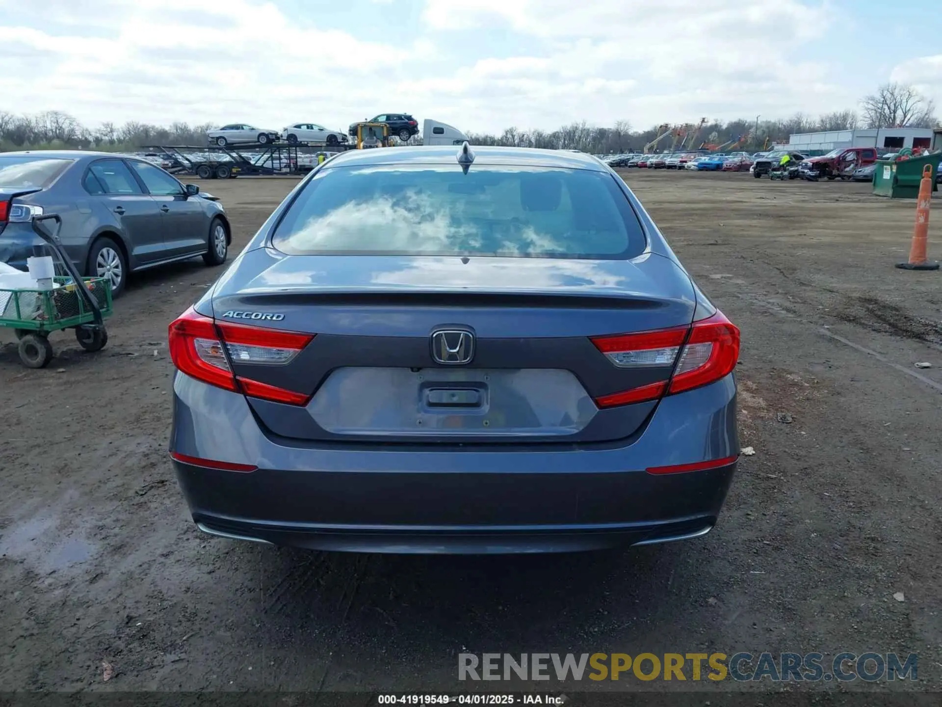16 Photograph of a damaged car 1HGCV1F16KA166185 HONDA ACCORD 2019