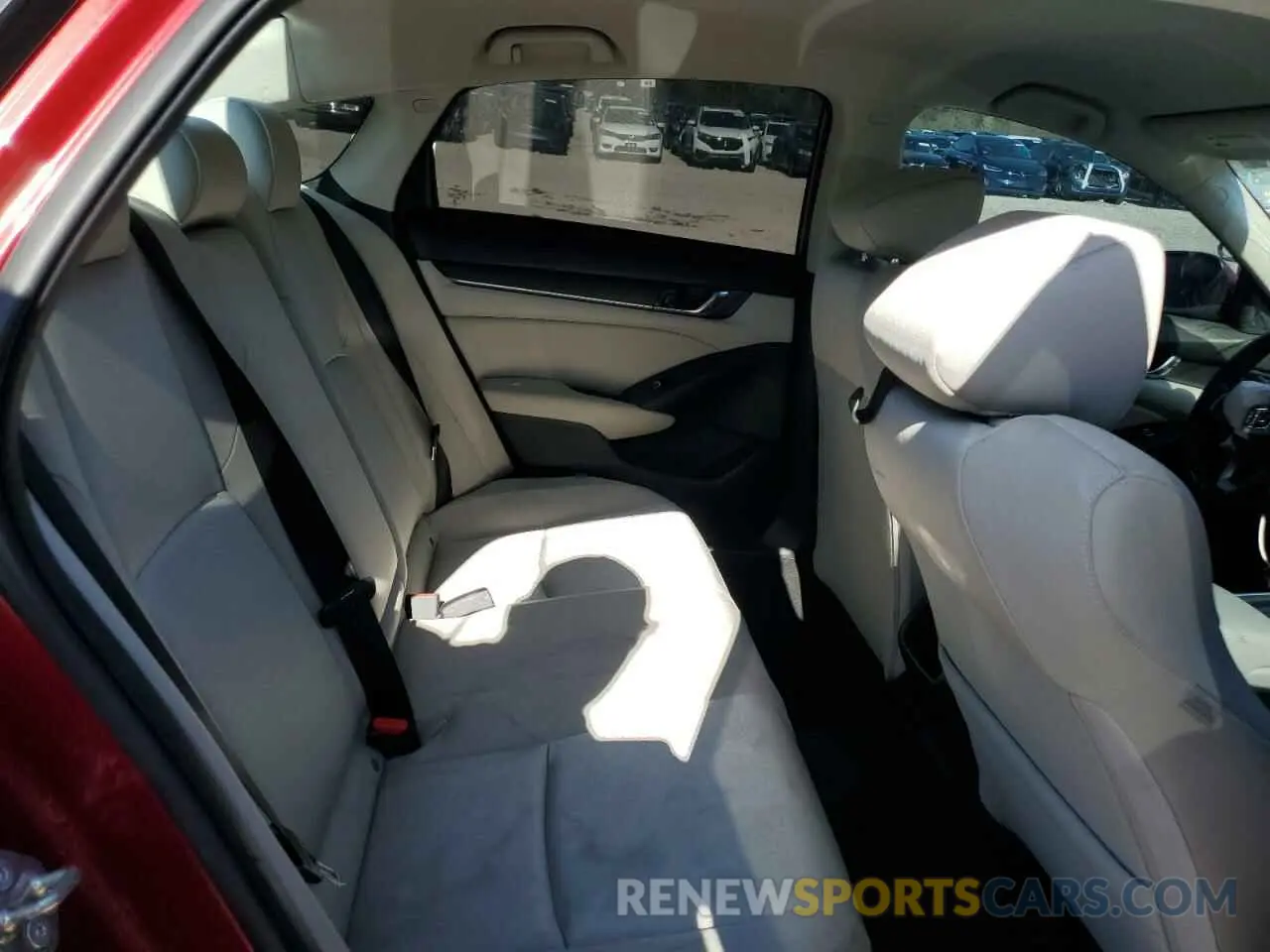 10 Photograph of a damaged car 1HGCV1F16KA169698 HONDA ACCORD 2019