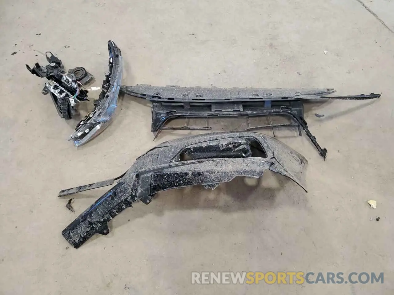 12 Photograph of a damaged car 1HGCV1F16KA805634 HONDA ACCORD 2019
