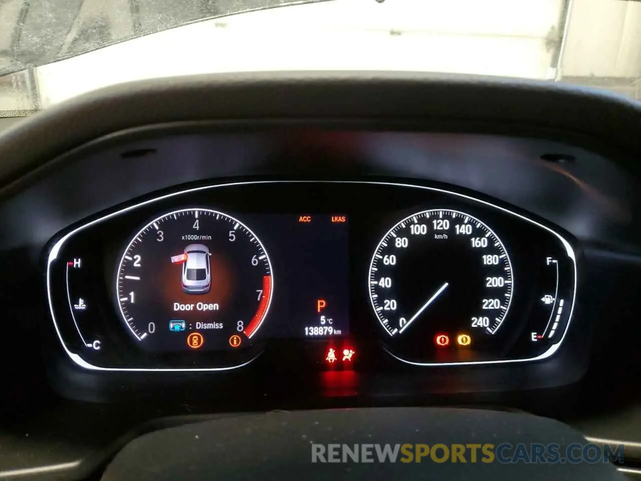 9 Photograph of a damaged car 1HGCV1F16KA805634 HONDA ACCORD 2019