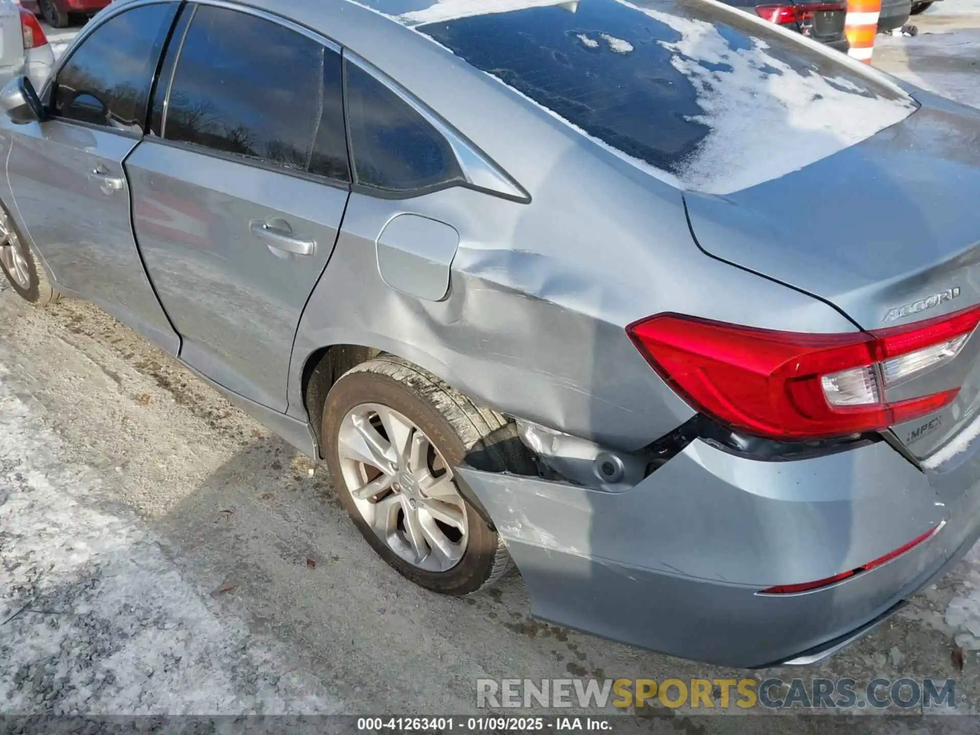 17 Photograph of a damaged car 1HGCV1F17KA049232 HONDA ACCORD 2019