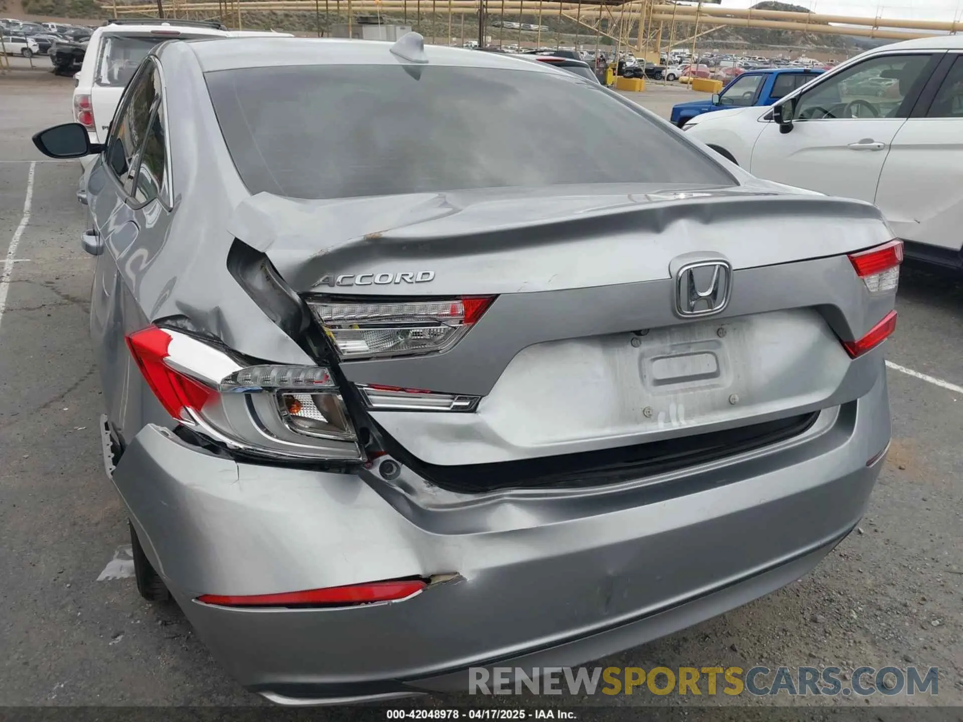 6 Photograph of a damaged car 1HGCV1F17KA085888 HONDA ACCORD 2019