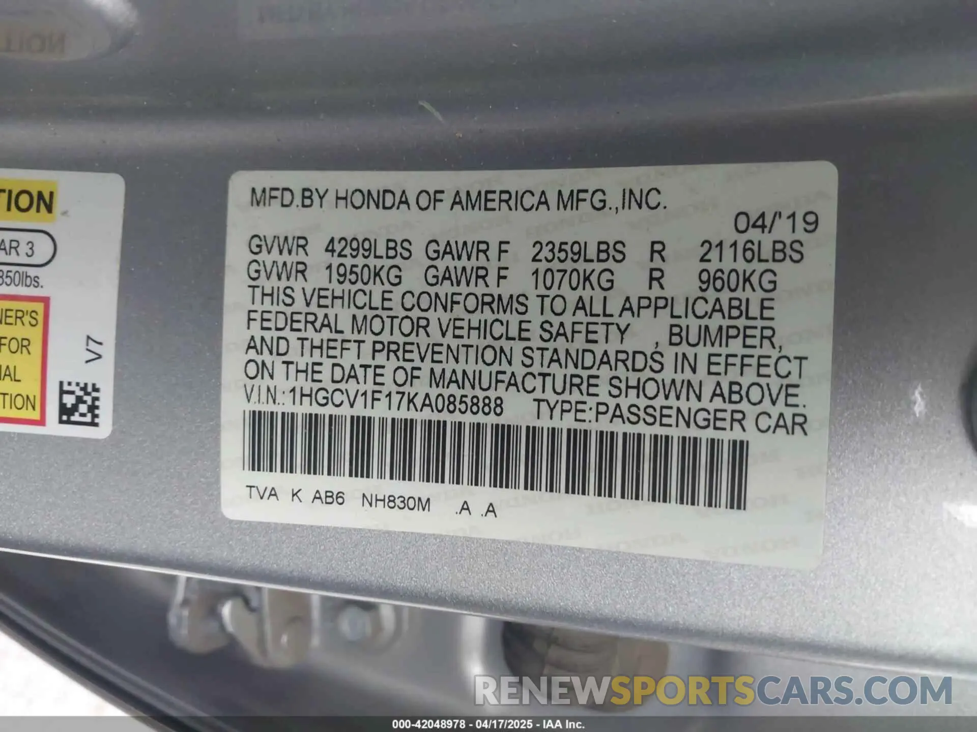 9 Photograph of a damaged car 1HGCV1F17KA085888 HONDA ACCORD 2019