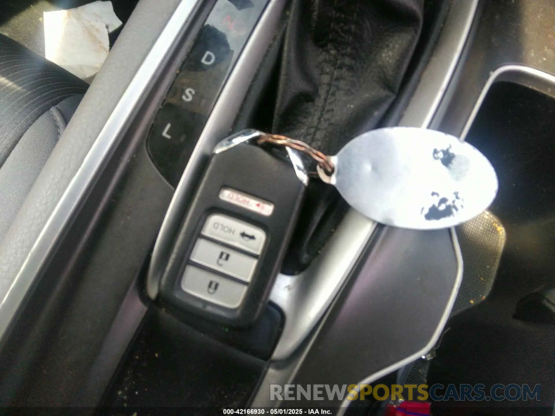 11 Photograph of a damaged car 1HGCV1F17KA108327 HONDA ACCORD 2019