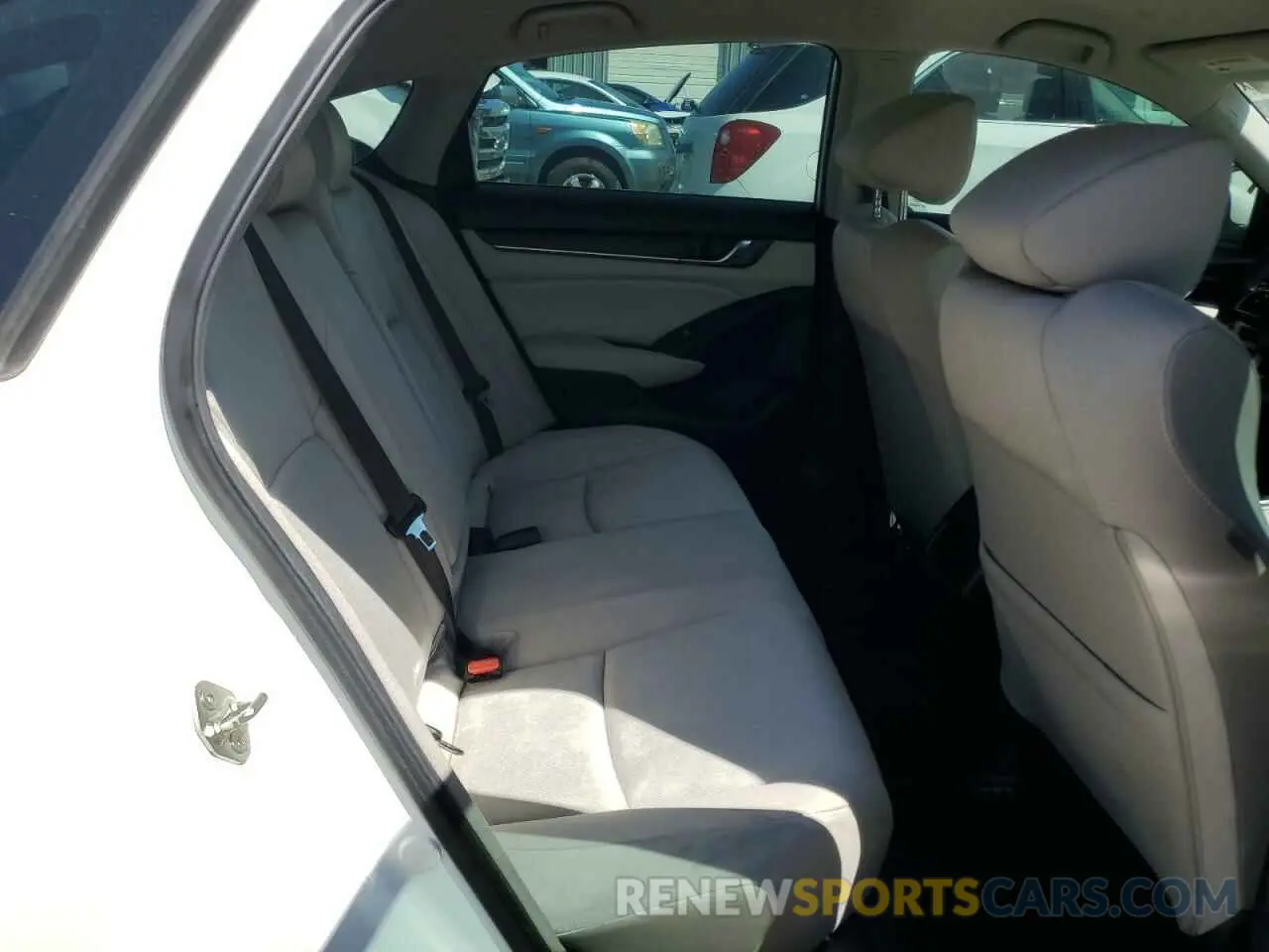 10 Photograph of a damaged car 1HGCV1F17KA108621 HONDA ACCORD 2019