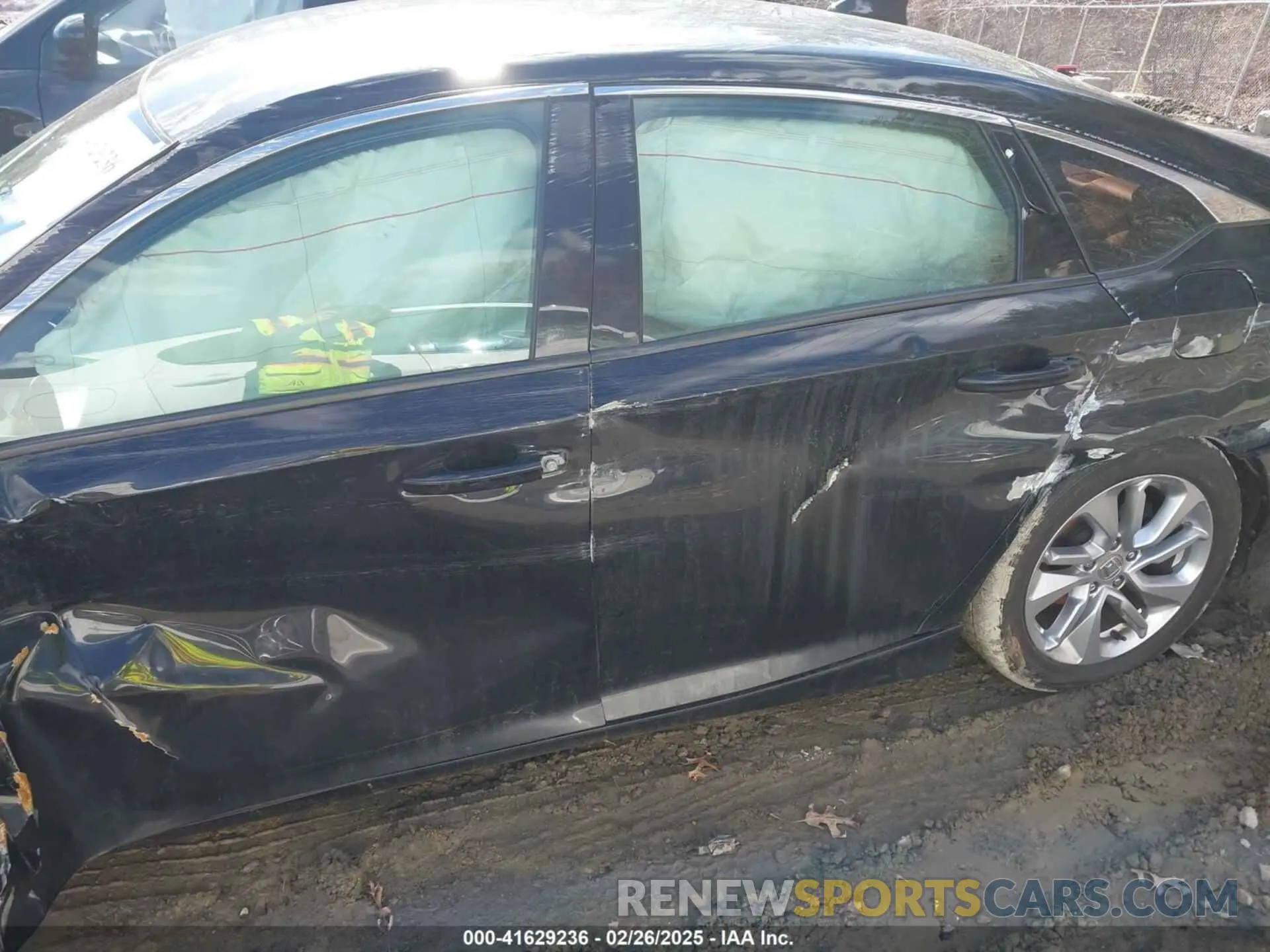 19 Photograph of a damaged car 1HGCV1F17KA129050 HONDA ACCORD 2019