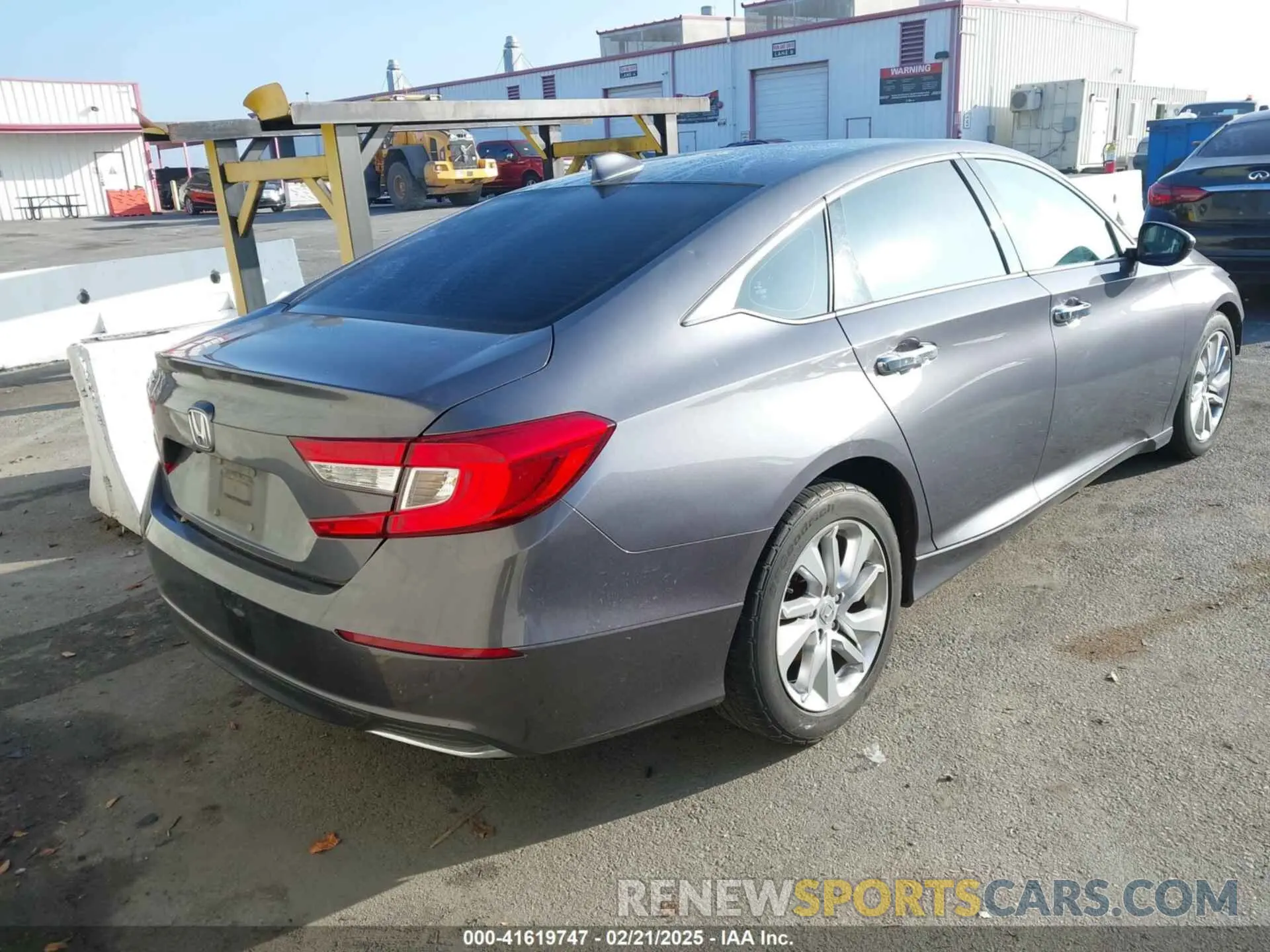 4 Photograph of a damaged car 1HGCV1F17KA149542 HONDA ACCORD 2019