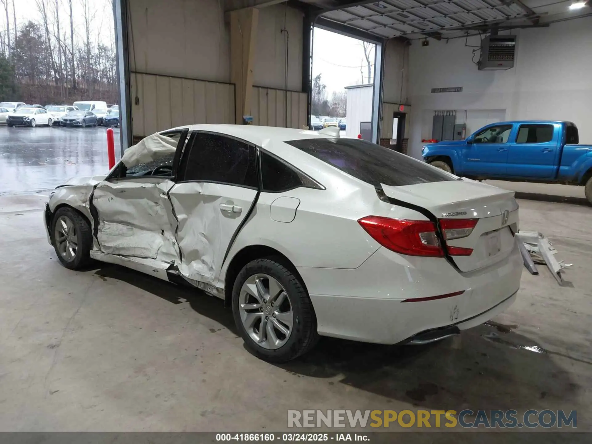 3 Photograph of a damaged car 1HGCV1F17KA157740 HONDA ACCORD 2019