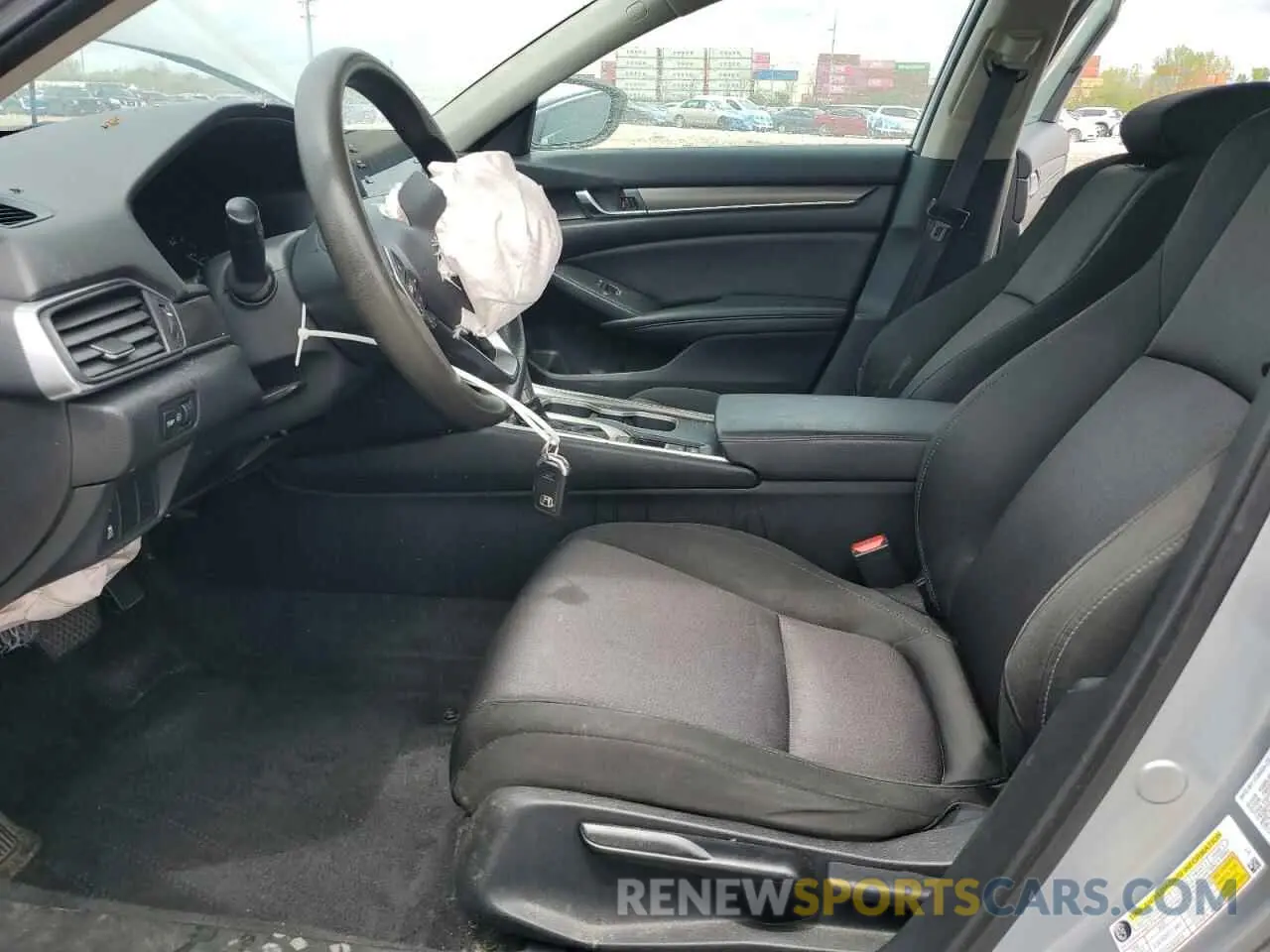 7 Photograph of a damaged car 1HGCV1F17KA158015 HONDA ACCORD 2019